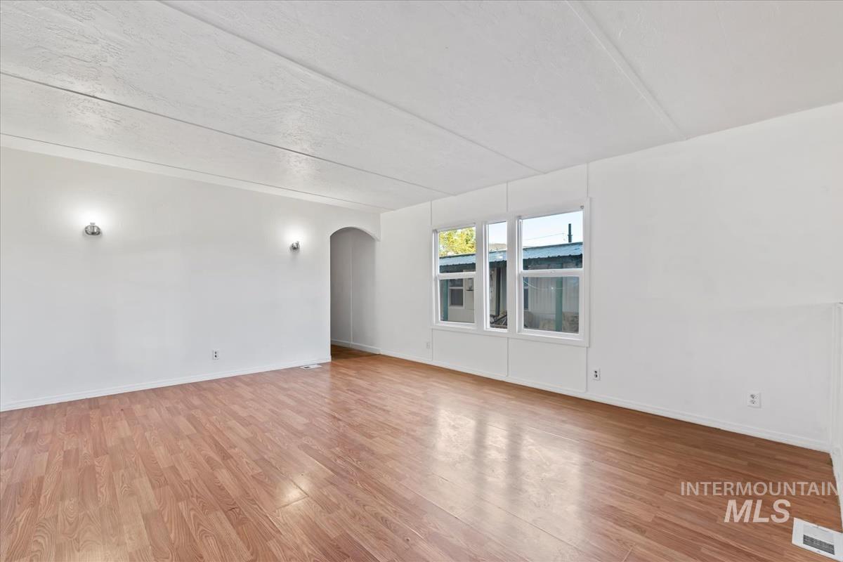 571 Caldwell Blvd, Nampa, Idaho 83651, 2 Bedrooms, 1 Bathroom, Residential For Sale, Price $59,000,MLS 98972766