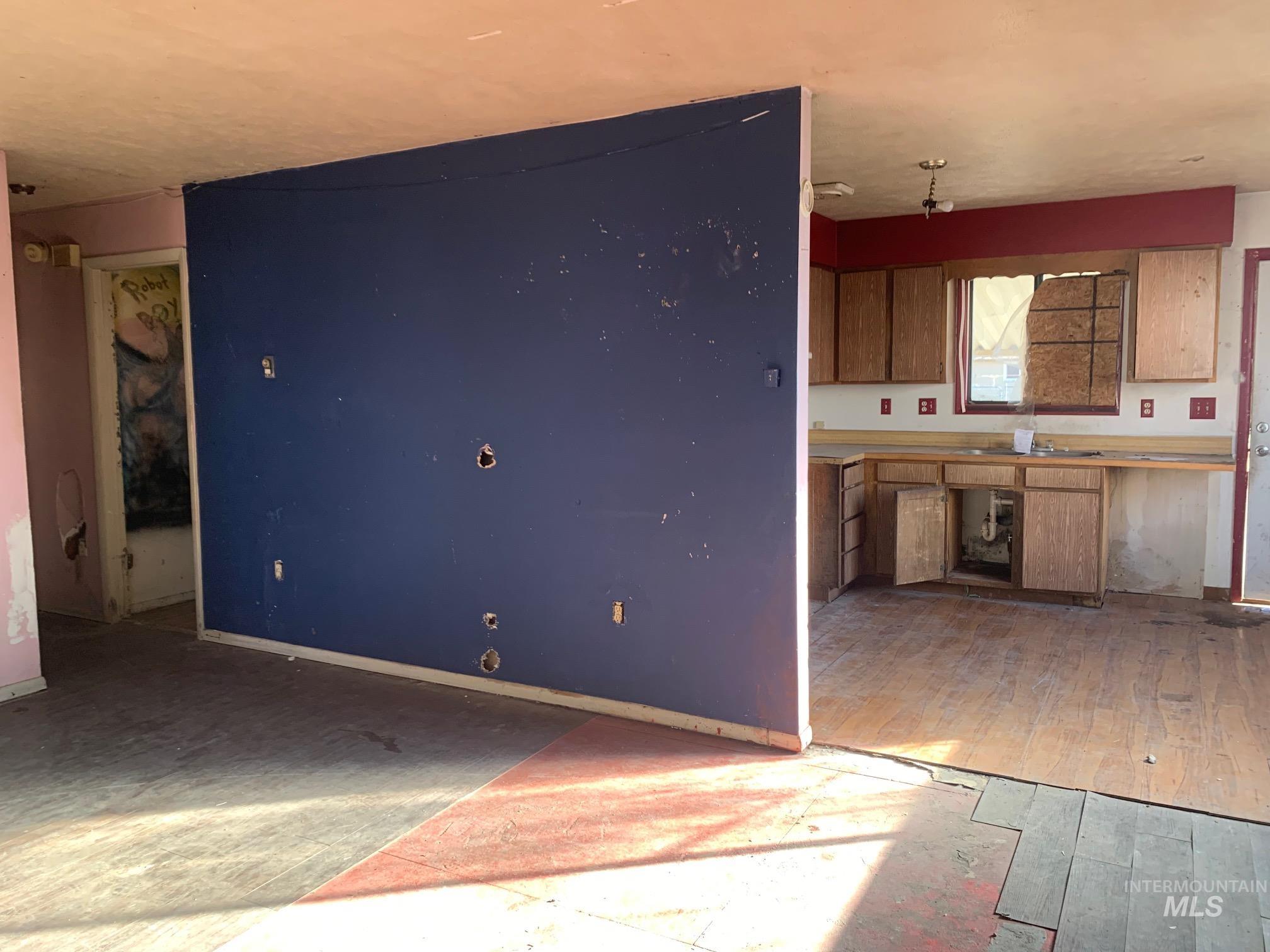 1435 Normal, Burley, Idaho 83318, 2 Bedrooms, 1 Bathroom, Residential For Sale, Price $169,000,MLS 98972767