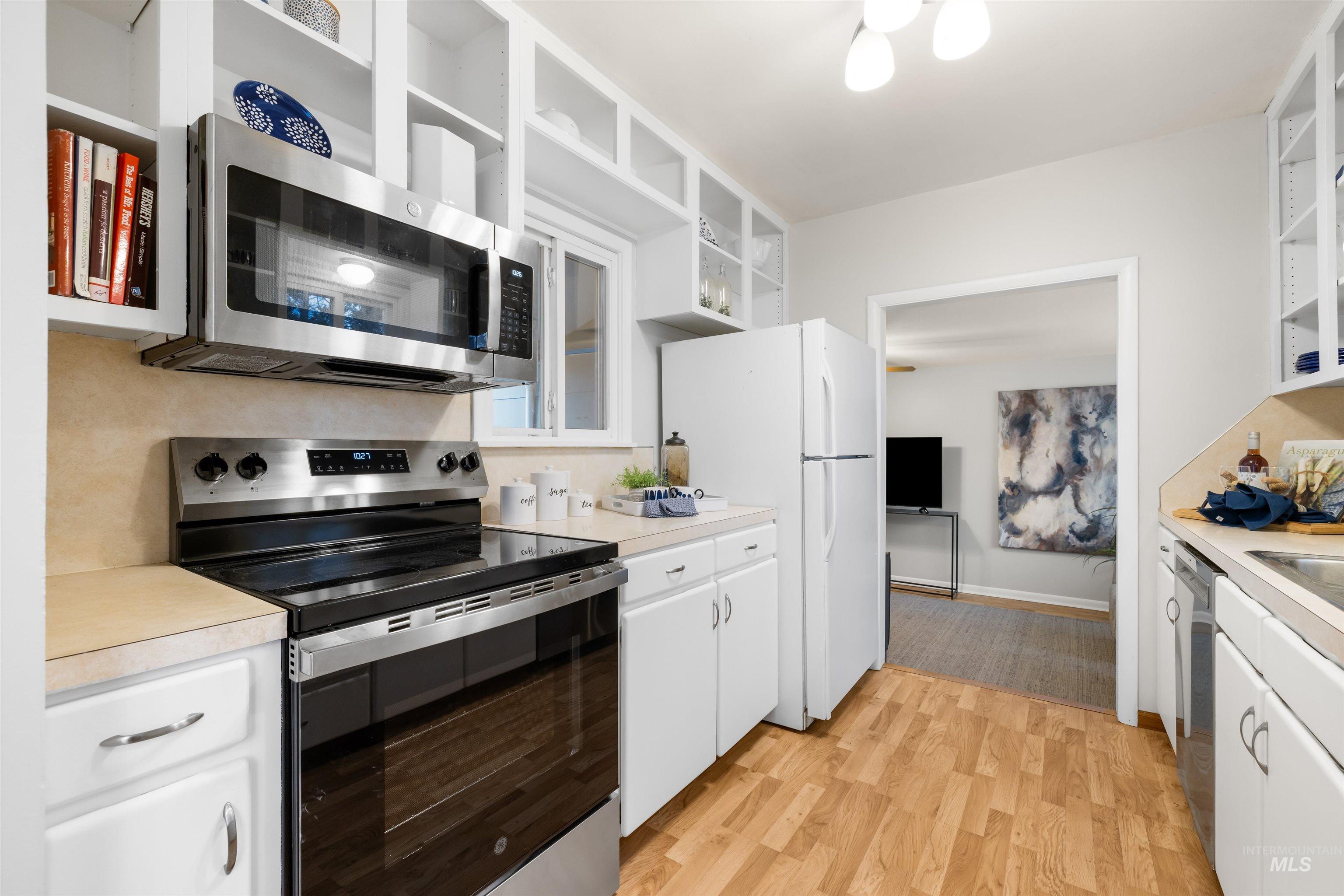 1701 S Leadville Ave, Boise, Idaho 83706, 3 Bedrooms, 1 Bathroom, Residential For Sale, Price $425,000,MLS 98972769