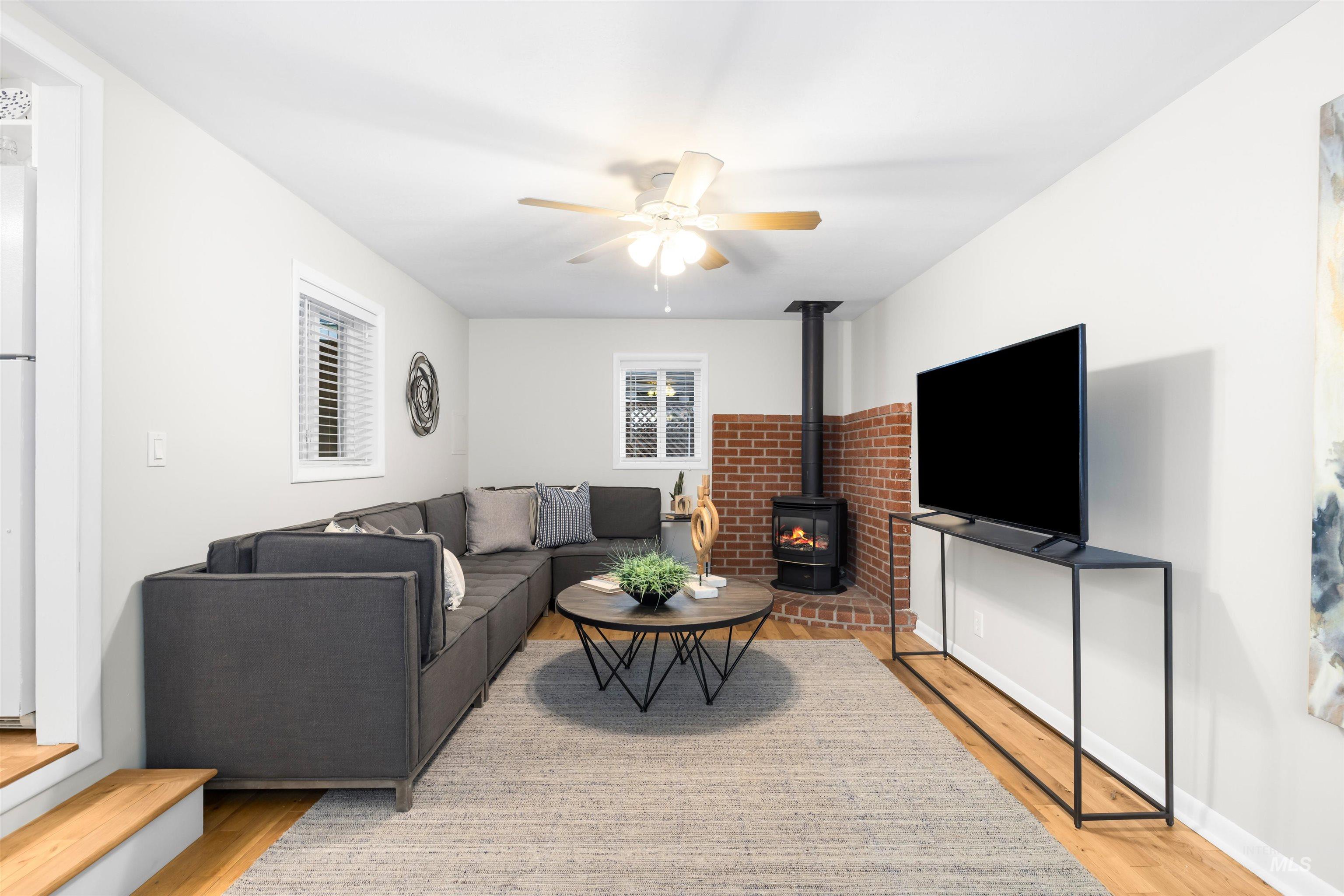 1701 S Leadville Ave, Boise, Idaho 83706, 3 Bedrooms, 1 Bathroom, Residential For Sale, Price $425,000,MLS 98972769