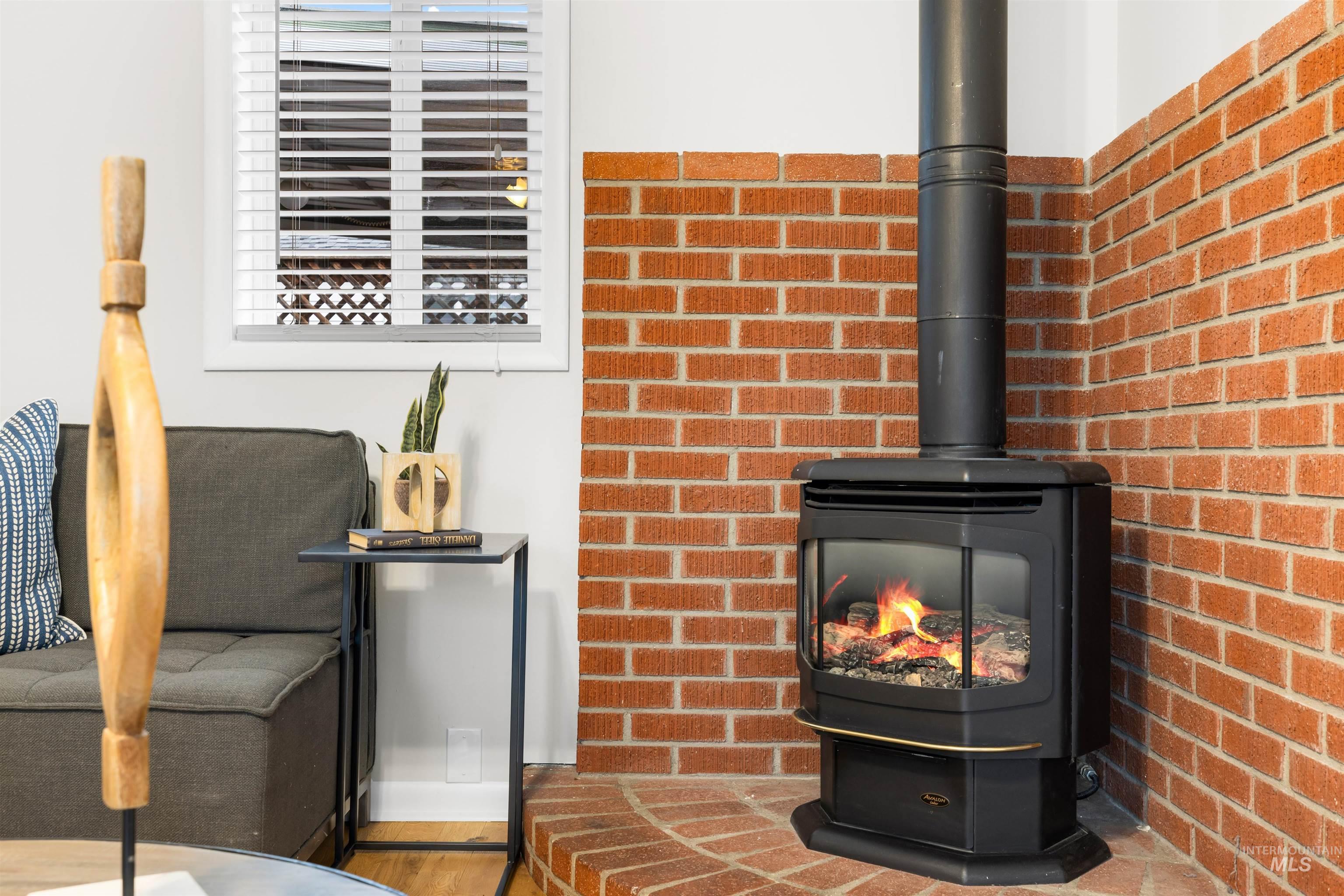 1701 S Leadville Ave, Boise, Idaho 83706, 3 Bedrooms, 1 Bathroom, Residential For Sale, Price $425,000,MLS 98972769