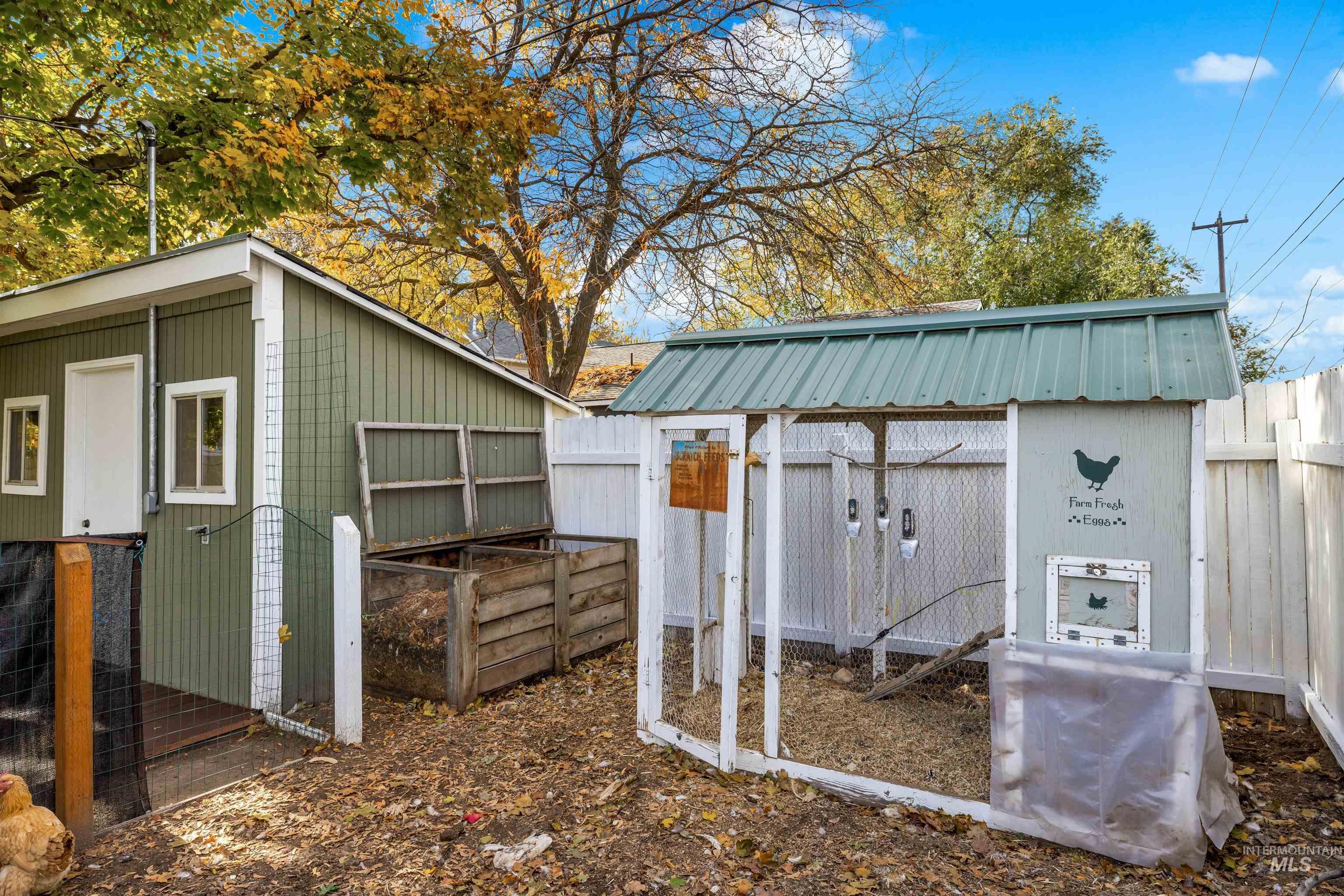 1701 S Leadville Ave, Boise, Idaho 83706, 3 Bedrooms, 1 Bathroom, Residential For Sale, Price $425,000,MLS 98972769