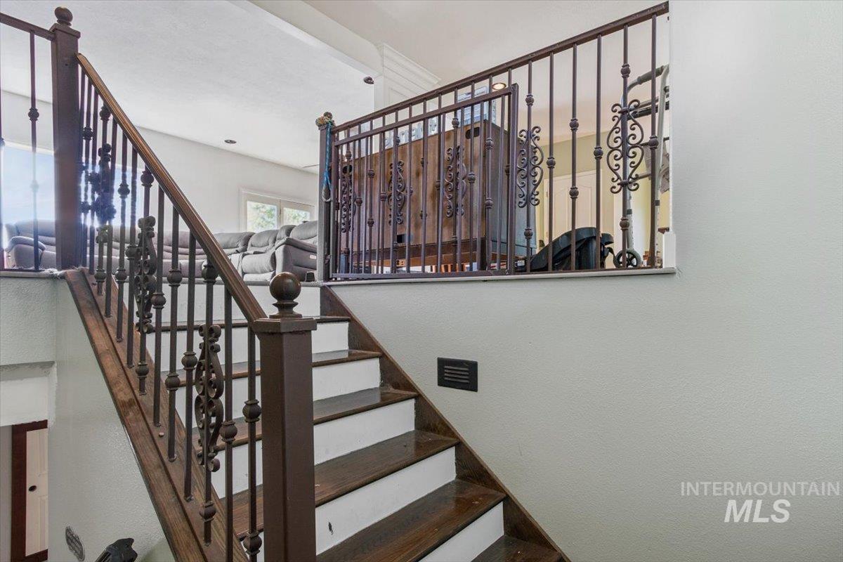 4864 N Larkwood Pl, Meridian, Idaho 83646-5273, 7 Bedrooms, 4.5 Bathrooms, Residential For Sale, Price $1,350,000, 98972770
