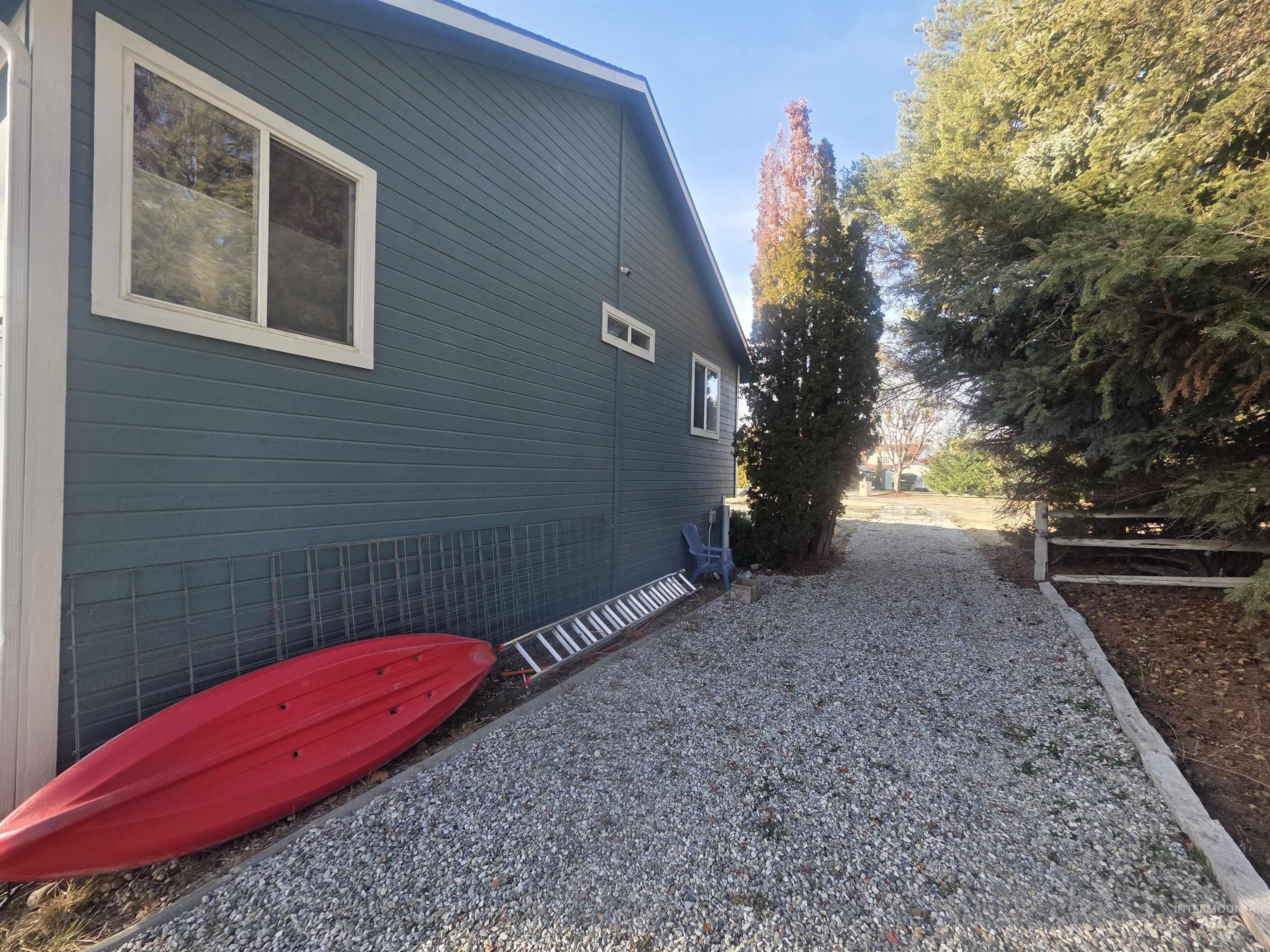 4864 N Larkwood Pl, Meridian, Idaho 83646-5273, 6 Bedrooms, 4.5 Bathrooms, Residential For Sale, Price $1,490,000,MLS 98972770