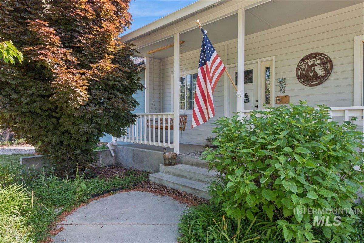 4864 N Larkwood Pl, Meridian, Idaho 83646-5273, 7 Bedrooms, 4.5 Bathrooms, Residential For Sale, Price $1,350,000, 98972770