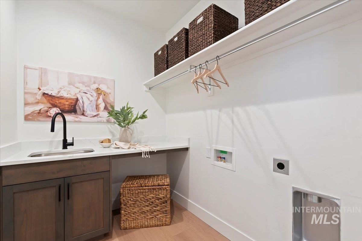 10466 W Shumard Drive, Star, Idaho 83669, 4 Bedrooms, 2.5 Bathrooms, Residential For Sale, Price $724,900,MLS 98972775