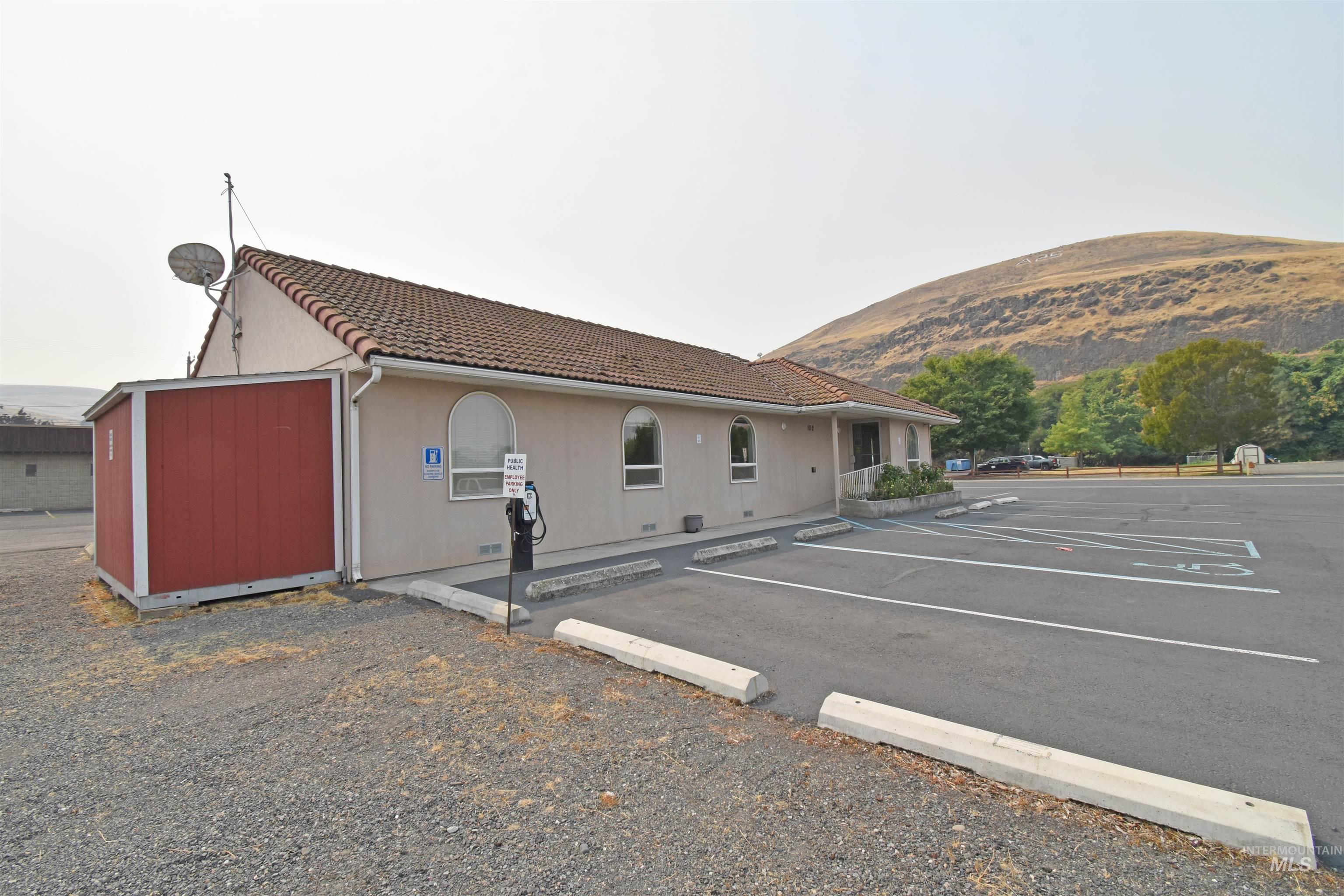 102 1st Street, Asotin, Washington 99402, Business/Commercial For Sale, Price $375,000,MLS 98972776