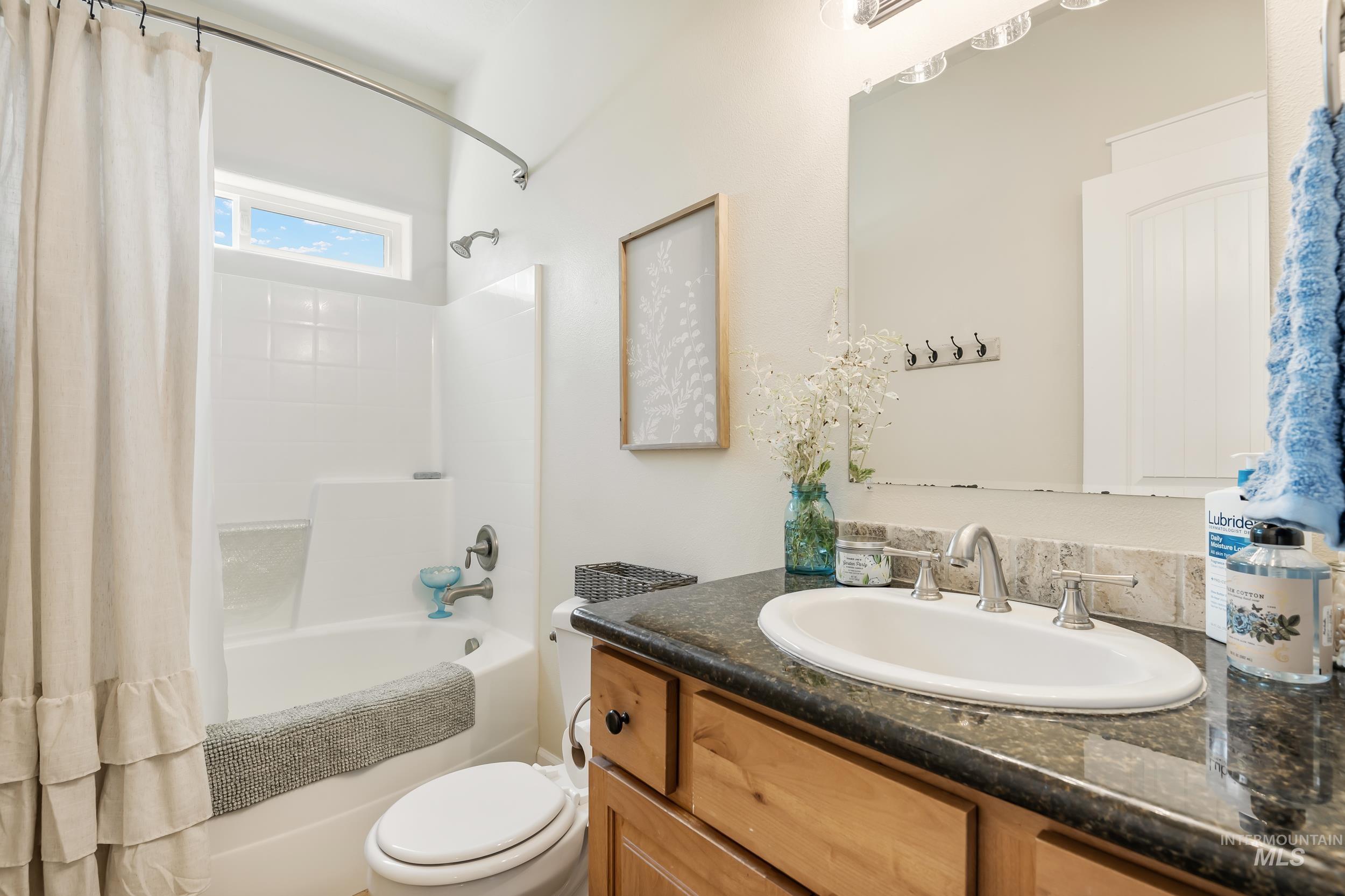 109 Willow Ct, Parma, Idaho 83660, 4 Bedrooms, 3 Bathrooms, Residential For Sale, Price $655,000,MLS 98972777