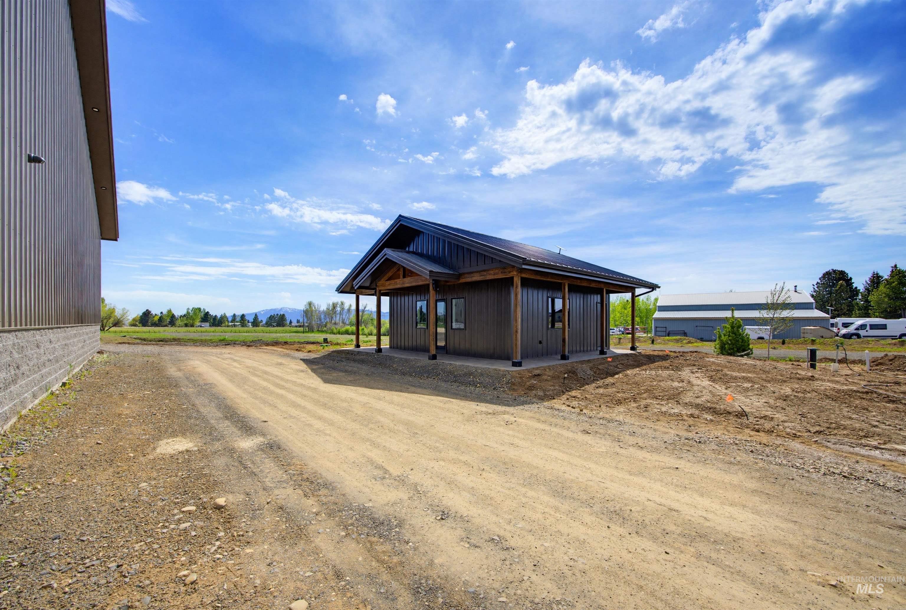 41 Sunbridge Dr, McCall, Idaho 83638, Residential Income For Sale, Price $285,000,MLS 98972778