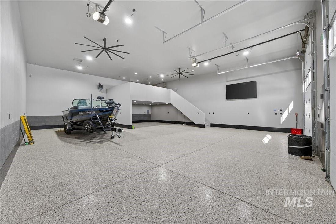 41 Sunbridge Dr, McCall, Idaho 83638, Residential Income For Sale, Price $285,000,MLS 98972778