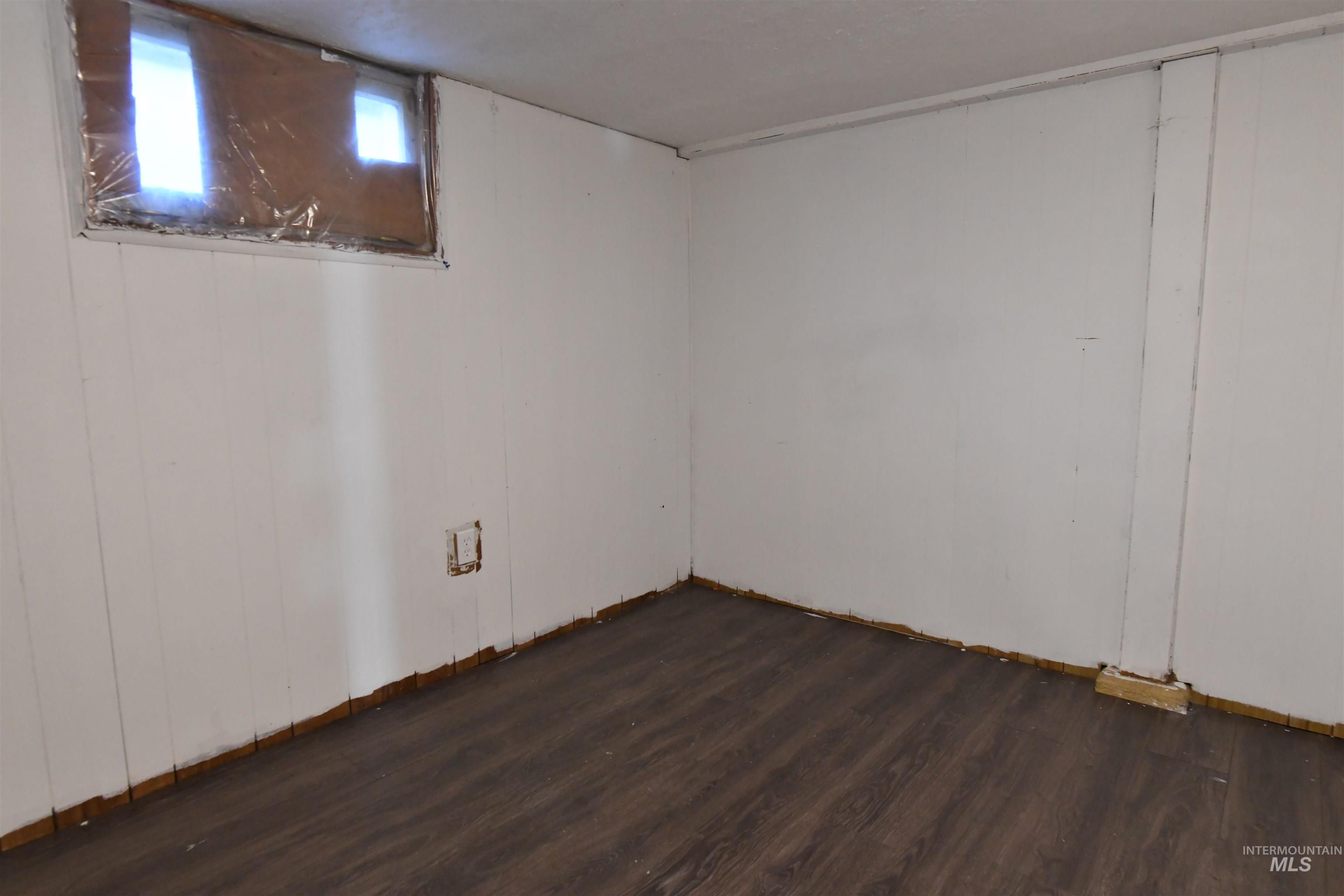 419 21st Avenue South, Nampa, Idaho 83651, 3 Bedrooms, 1 Bathroom, Residential For Sale, Price $225,000,MLS 98972780