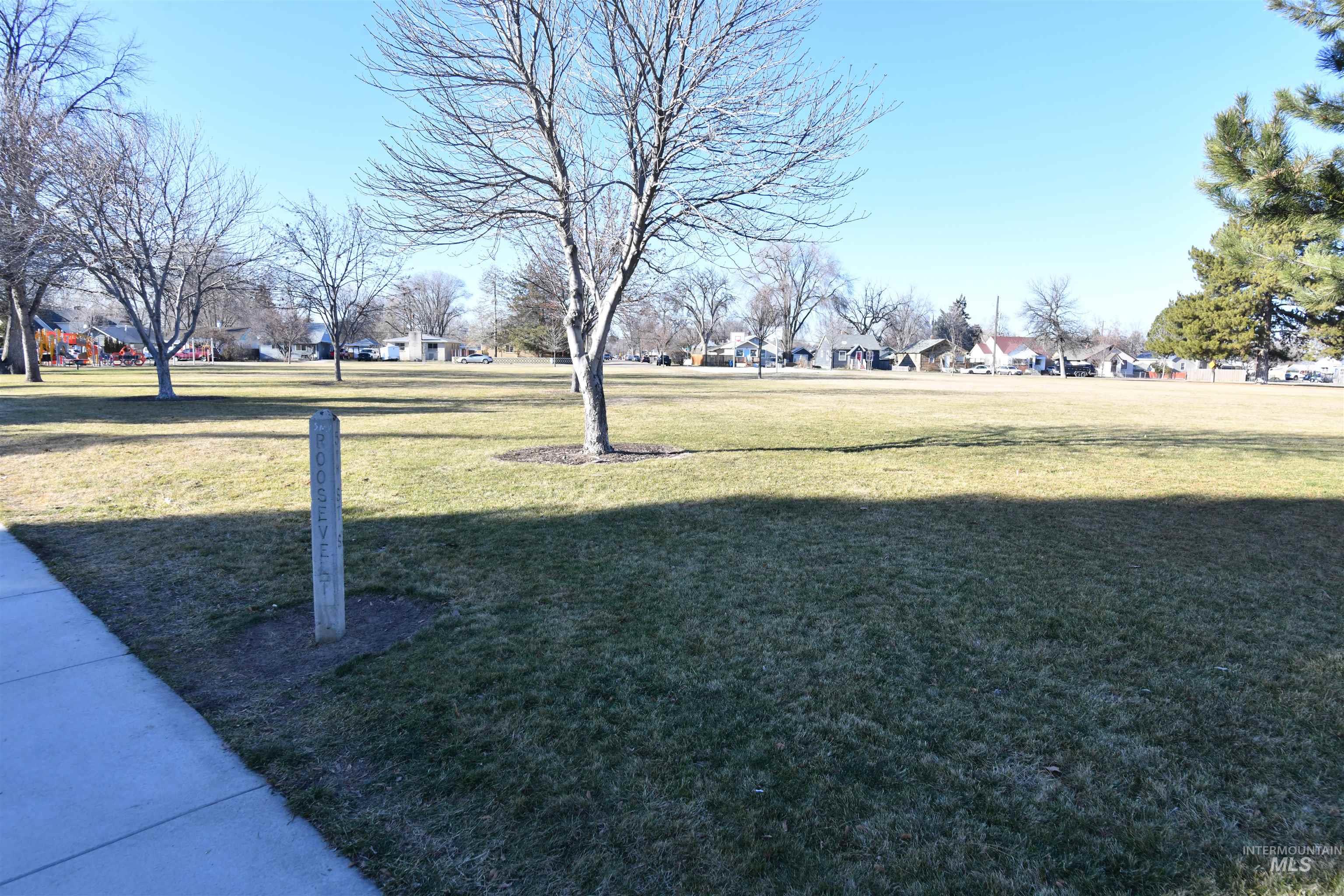 419 21st Avenue South, Nampa, Idaho 83651, 3 Bedrooms, 1 Bathroom, Residential For Sale, Price $225,000,MLS 98972780