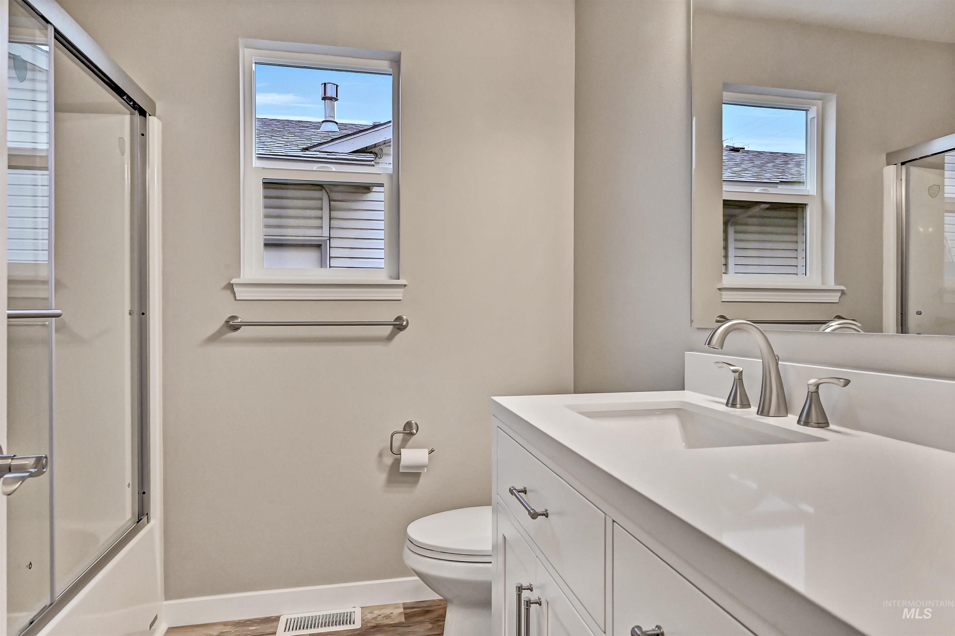 366 W Harris, Meridian, Idaho 83642, 3 Bedrooms, 2 Bathrooms, Residential For Sale, Price $449,500,MLS 98972781