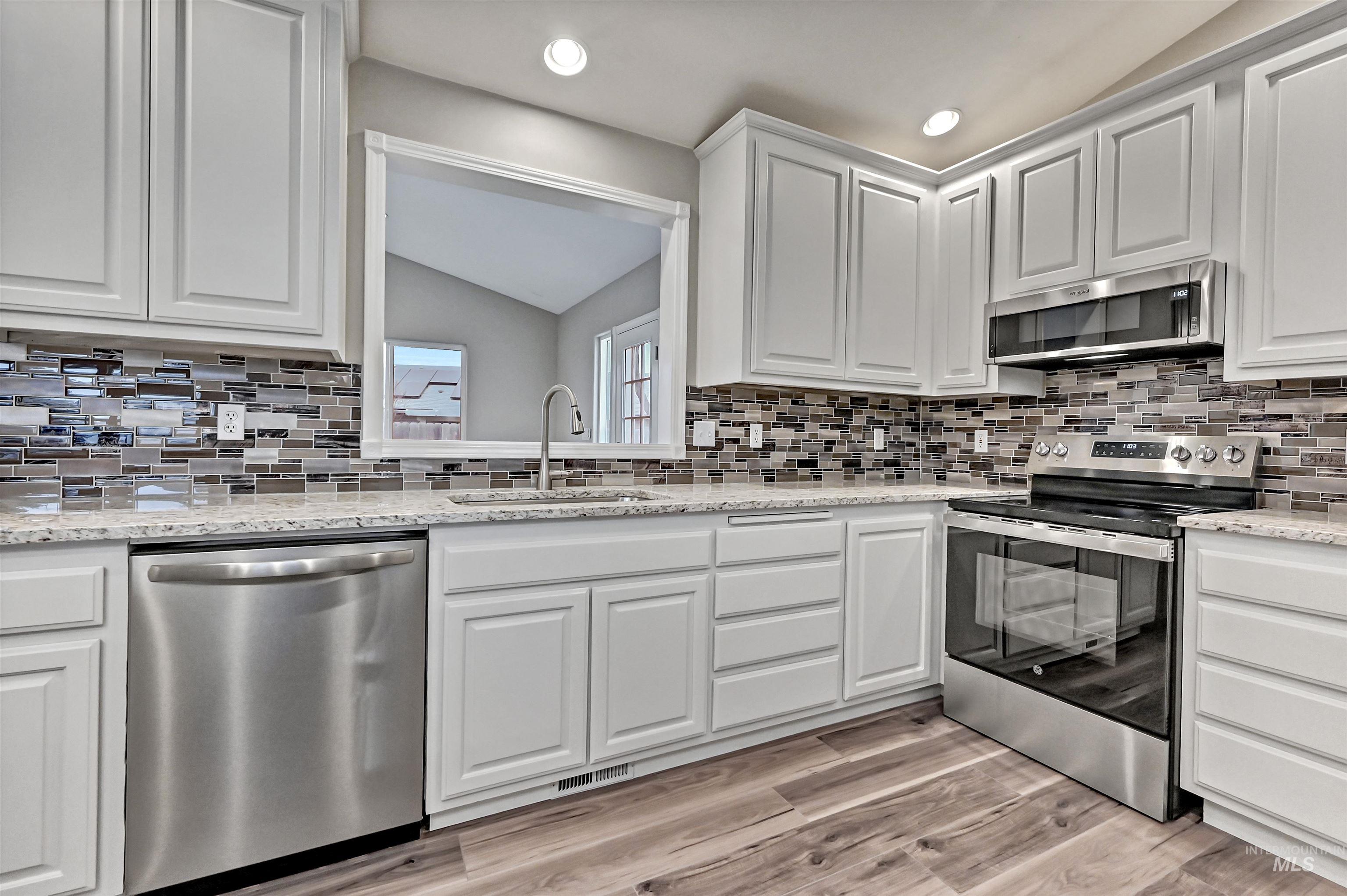 366 W Harris, Meridian, Idaho 83642, 3 Bedrooms, 2 Bathrooms, Residential For Sale, Price $449,500,MLS 98972781