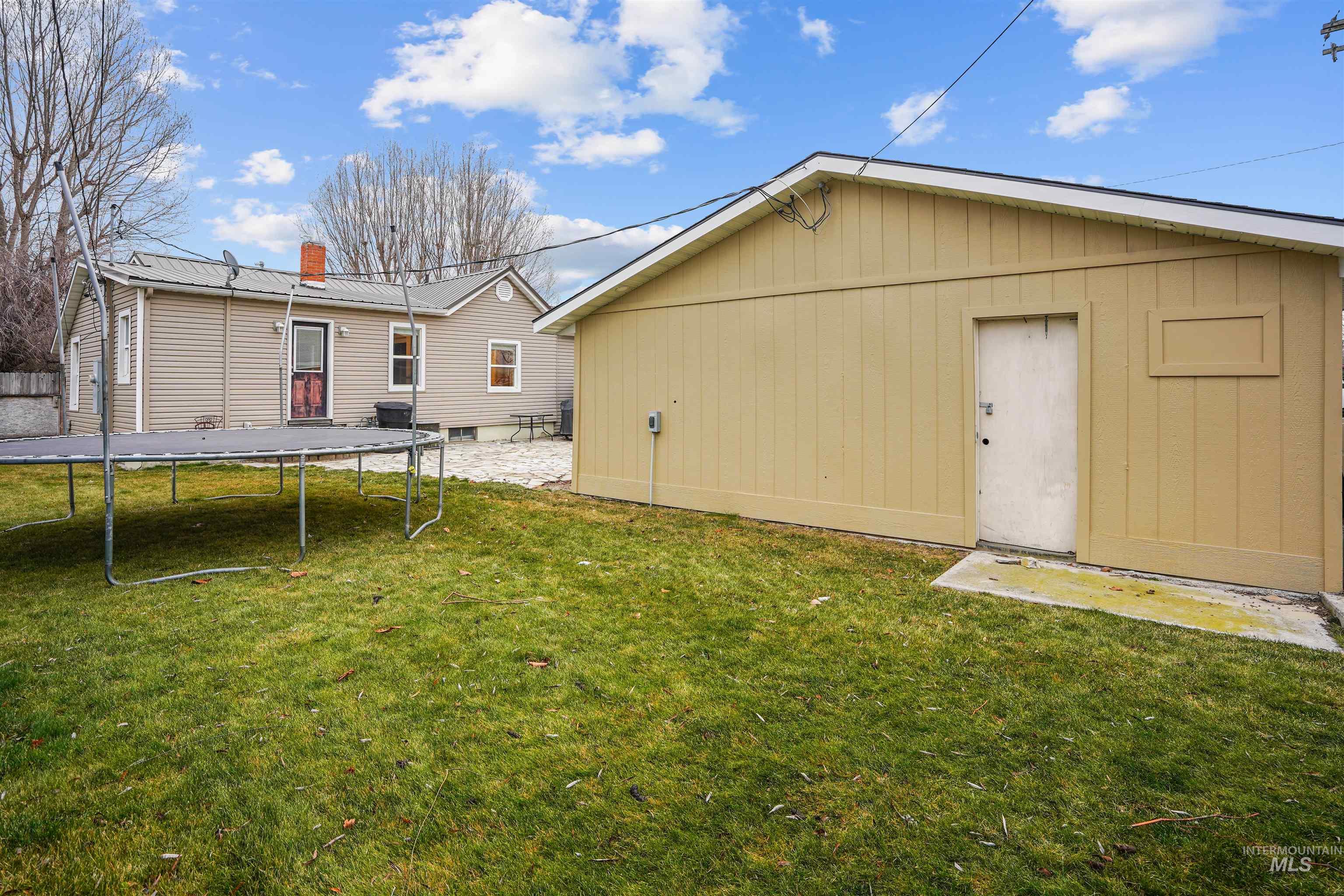 2242 Almo Ave, Burley, Idaho 83318, 3 Bedrooms, 2 Bathrooms, Residential For Sale, Price $315,000,MLS 98972782