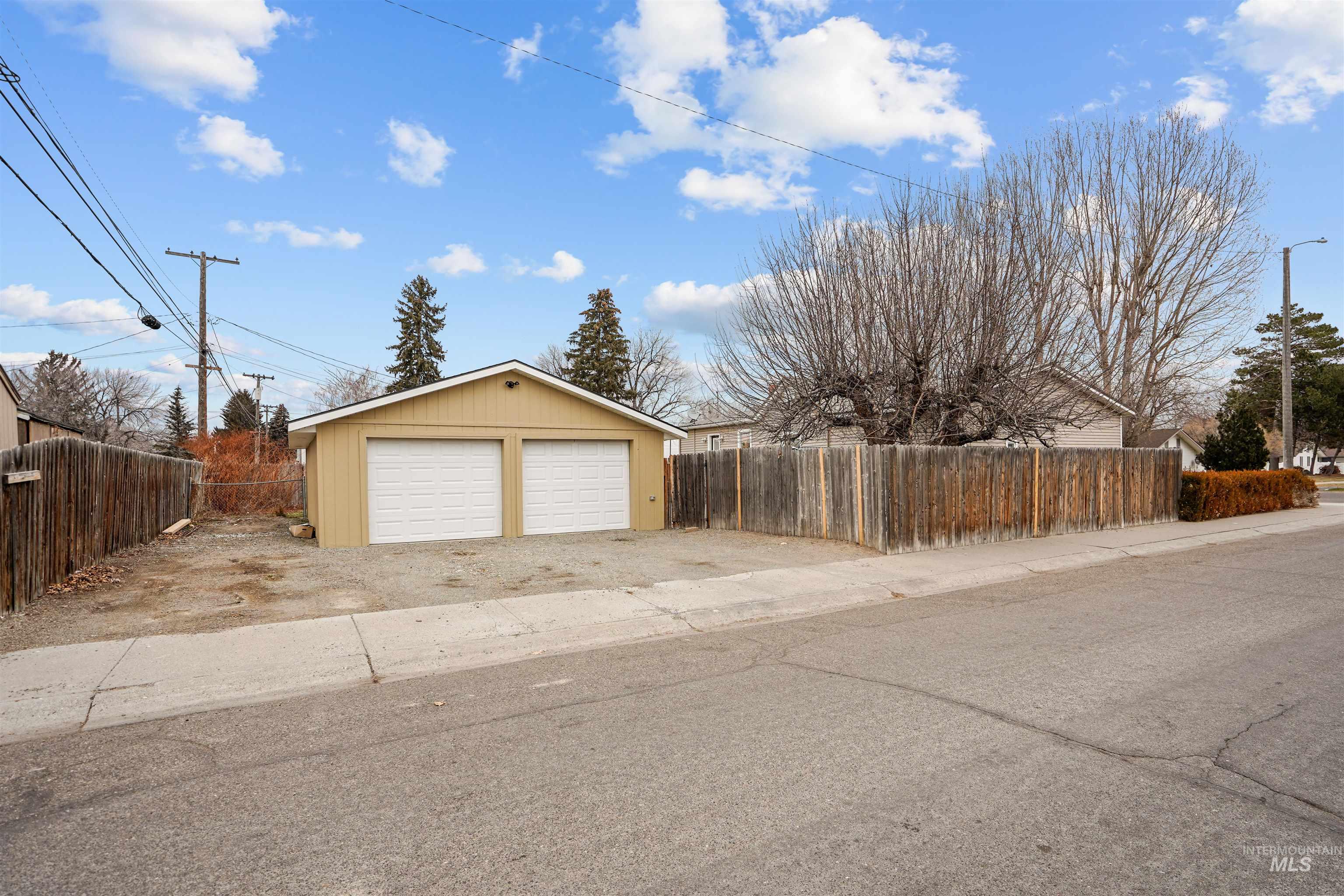 2242 Almo Ave, Burley, Idaho 83318, 3 Bedrooms, 2 Bathrooms, Residential For Sale, Price $315,000,MLS 98972782