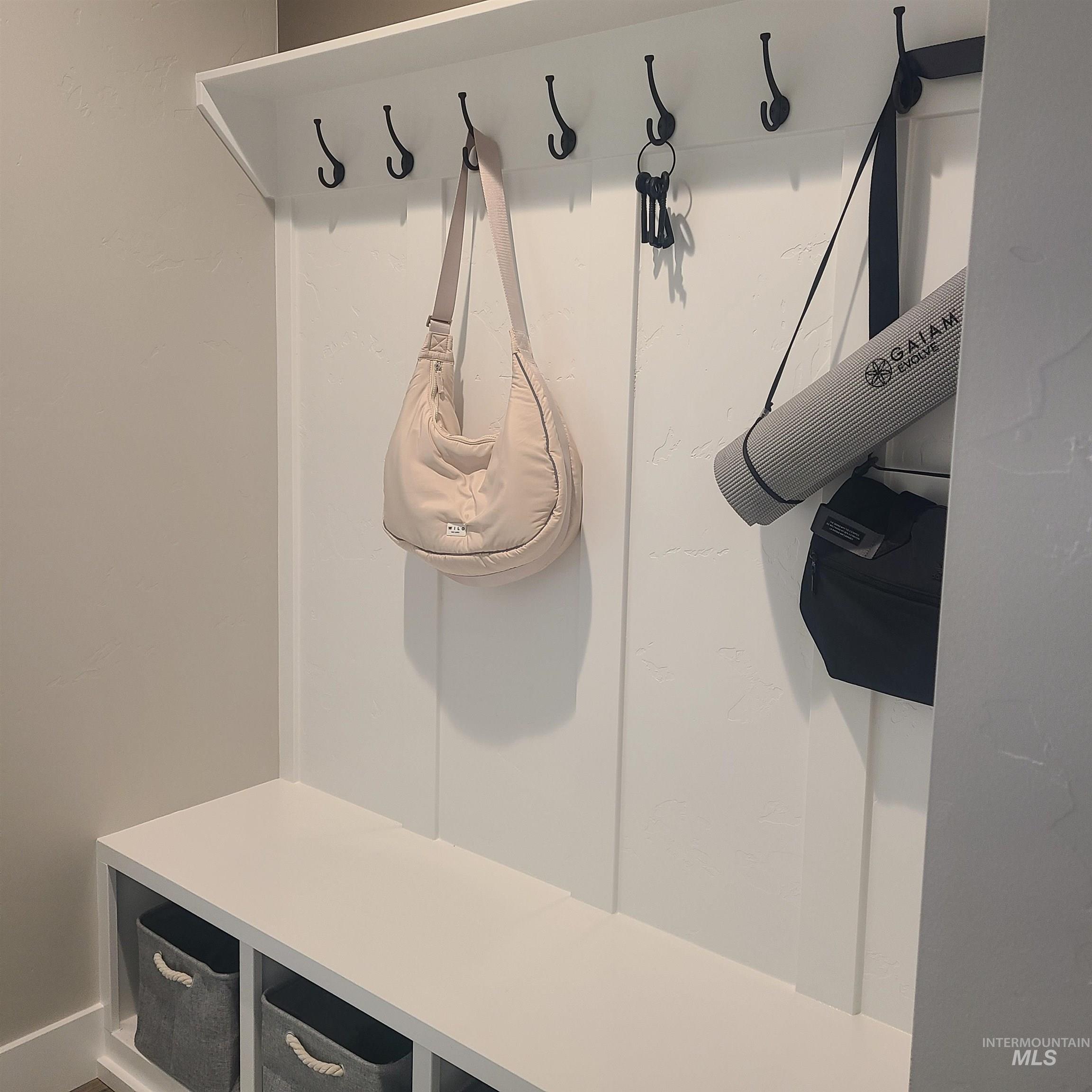 291 W Omphale St, Kuna, Idaho 83634, 3 Bedrooms, 2 Bathrooms, Residential For Sale, Price $414,552,MLS 98972785