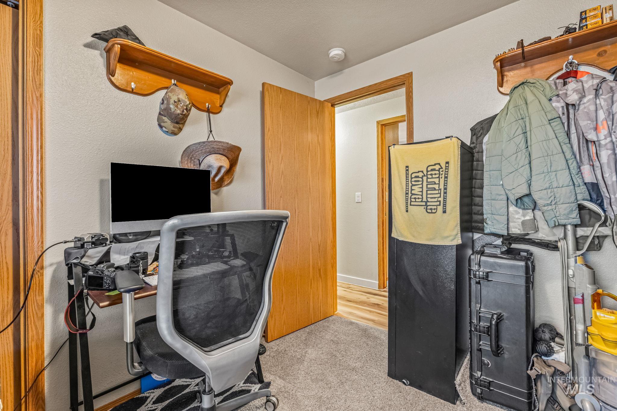 175 Del Mar St, Mountain Home, Idaho 83647, 3 Bedrooms, 2 Bathrooms, Residential For Sale, Price $329,900,MLS 98972787