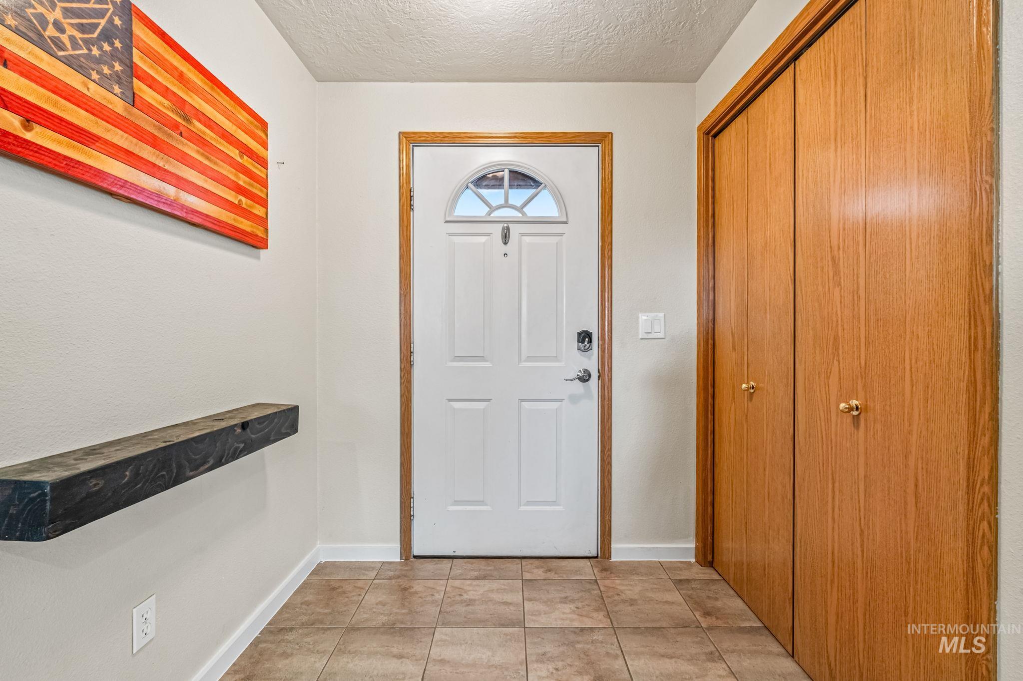 175 Del Mar St, Mountain Home, Idaho 83647, 3 Bedrooms, 2 Bathrooms, Residential For Sale, Price $329,900,MLS 98972787