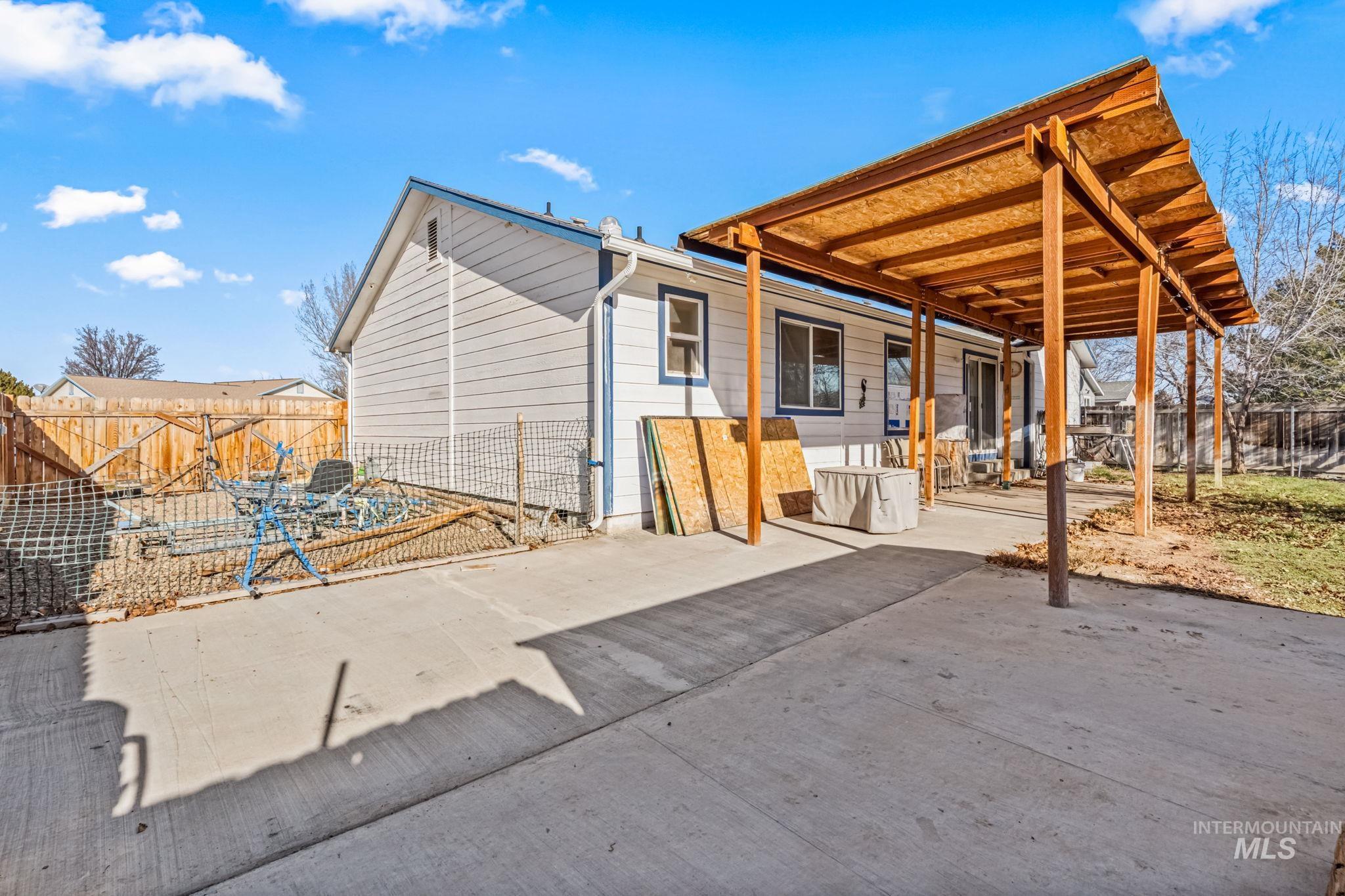 175 Del Mar St, Mountain Home, Idaho 83647, 3 Bedrooms, 2 Bathrooms, Residential For Sale, Price $329,900,MLS 98972787