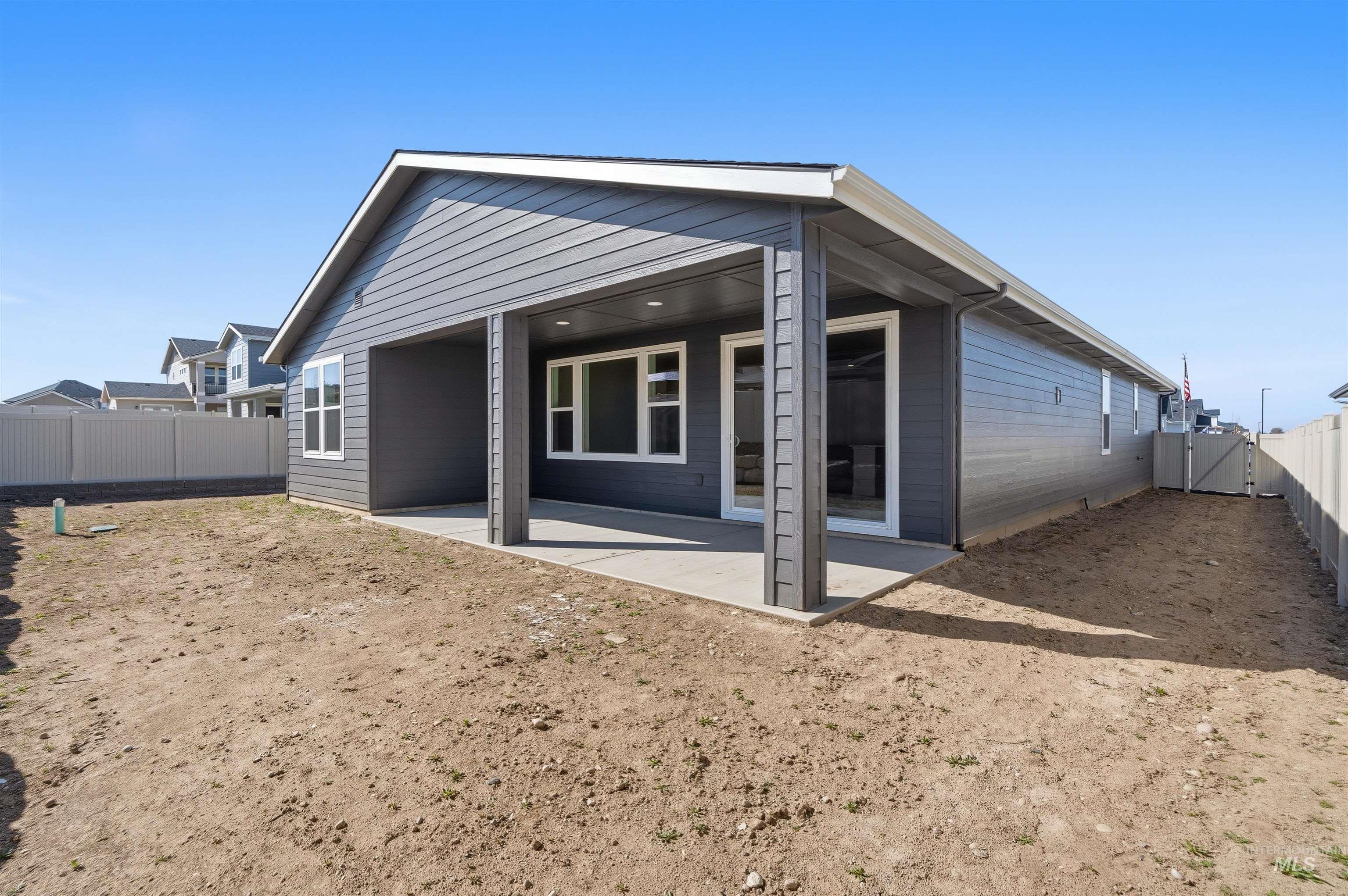 5660 N Chestnut Hill Way, Meridian, Idaho 83646, 4 Bedrooms, 3 Bathrooms, Residential For Sale, Price $549,990, 98972788