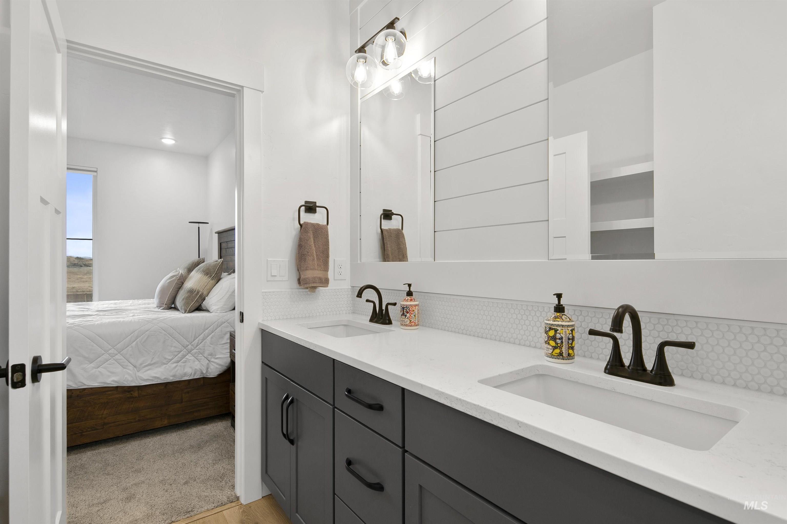 7101 W Storywood St, Boise, Idaho 83709, 3 Bedrooms, 2.5 Bathrooms, Residential For Sale, Price $449,000,MLS 98972791