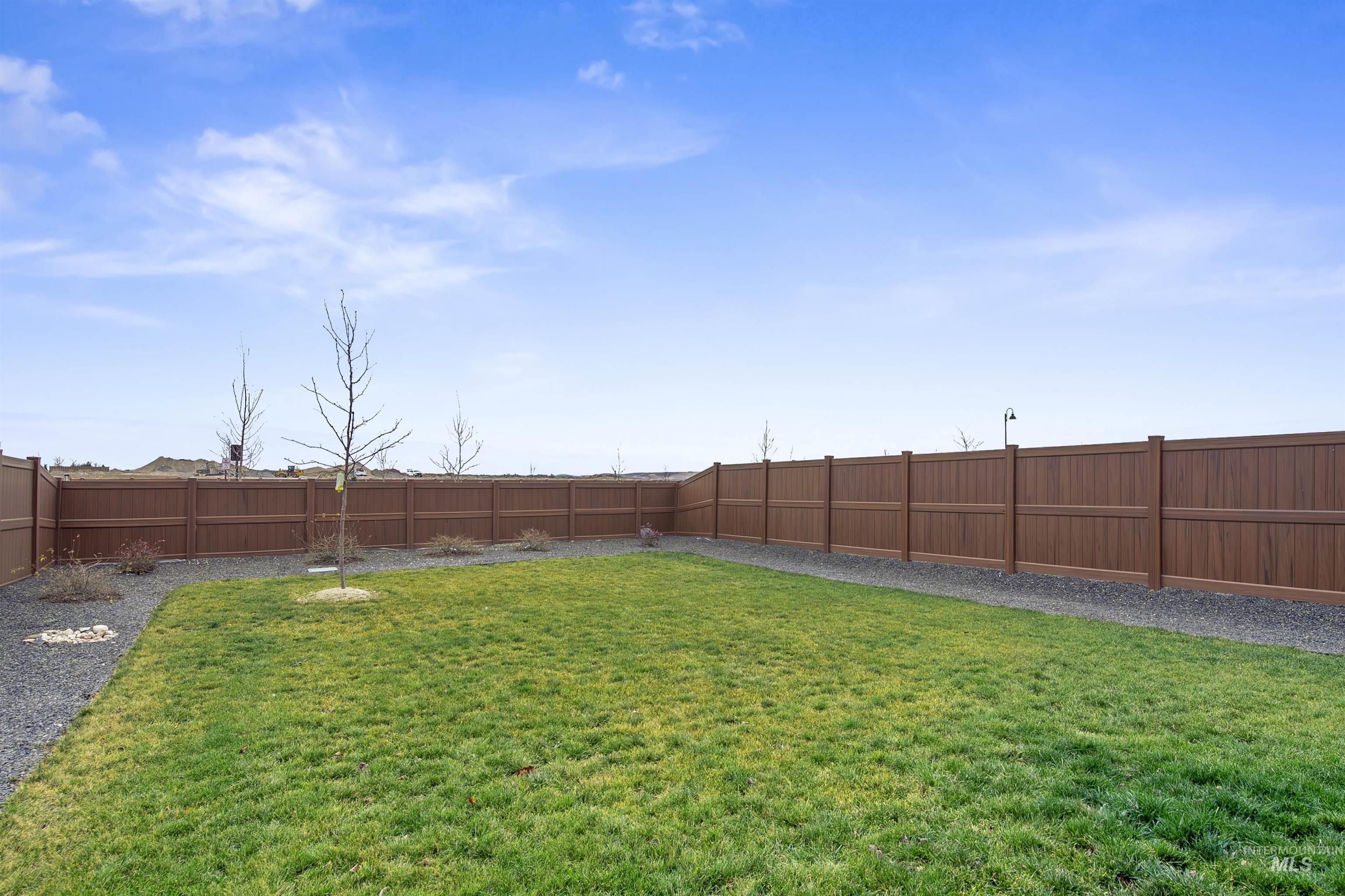 7101 W Storywood St, Boise, Idaho 83709, 3 Bedrooms, 2.5 Bathrooms, Residential For Sale, Price $449,000,MLS 98972791