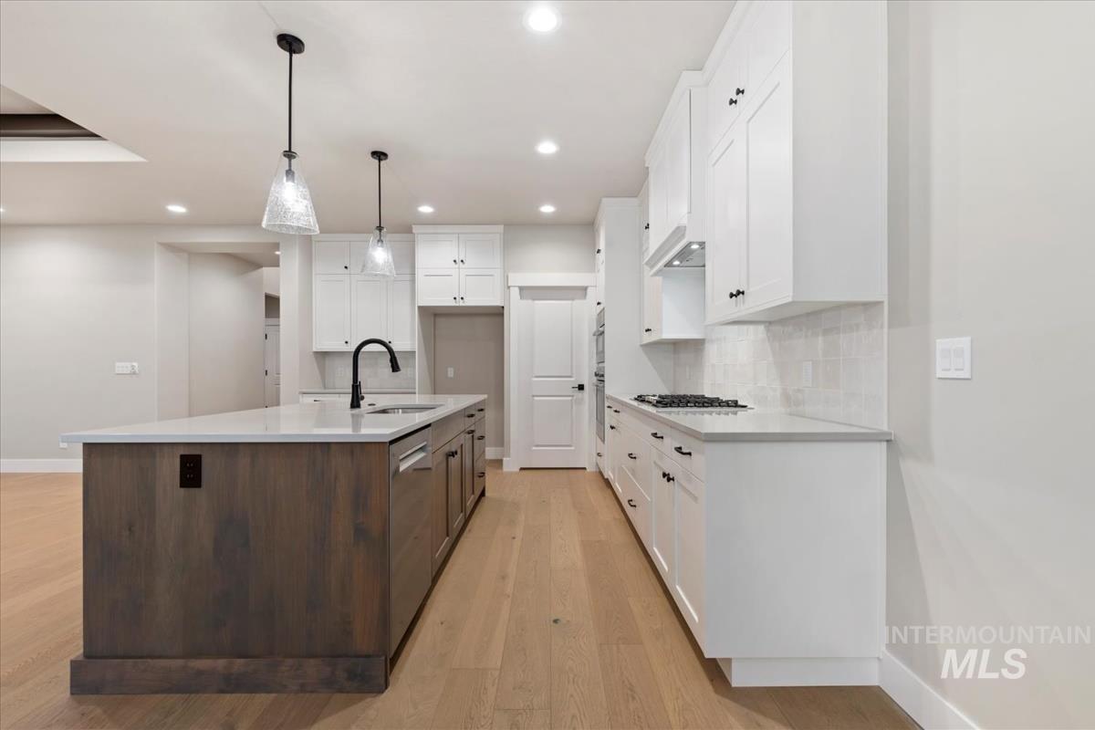 6999 W Tolland St, Eagle, Idaho 83616, 4 Bedrooms, 2 Bathrooms, Residential For Sale, Price $769,880,MLS 98972797