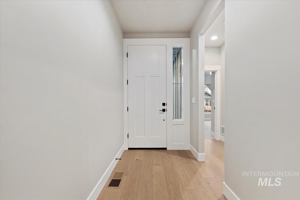 6999 W Tolland St, Eagle, Idaho 83616, 4 Bedrooms, 2 Bathrooms, Residential For Sale, Price $769,880,MLS 98972797