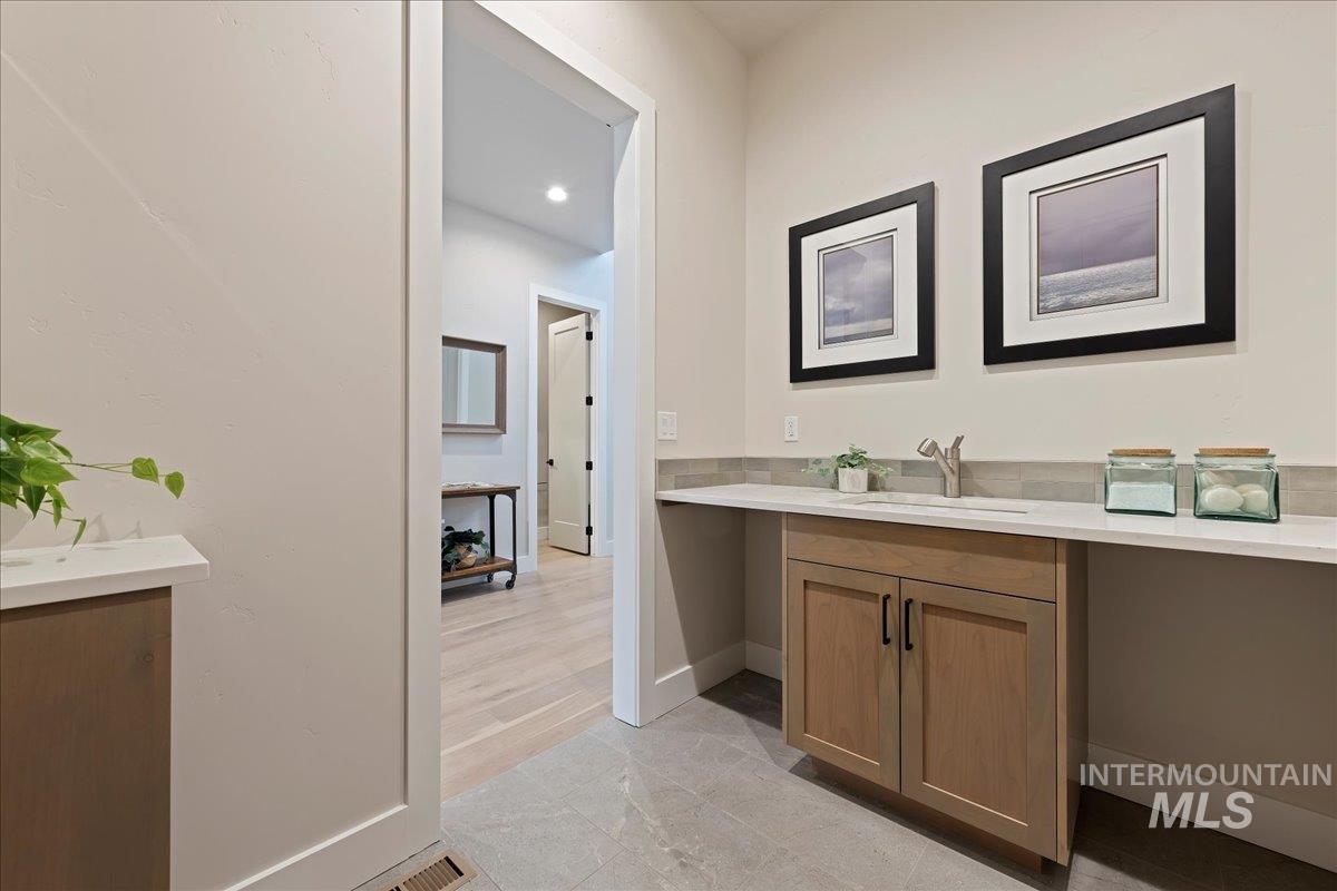 410 W Sand Dune Ln, Boise, Idaho 83702, 4 Bedrooms, 2.5 Bathrooms, Residential For Sale, Price $1,399,000,MLS 98972803