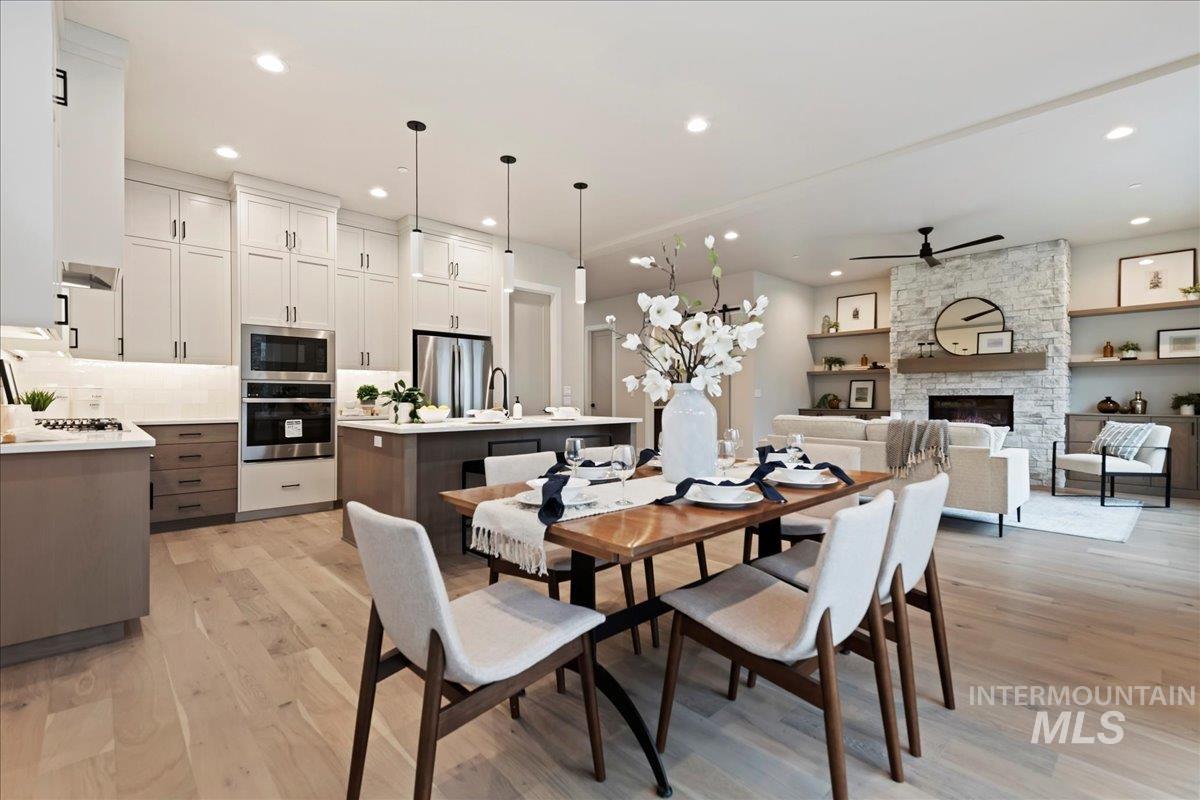 410 W Sand Dune Ln, Boise, Idaho 83702, 4 Bedrooms, 2.5 Bathrooms, Residential For Sale, Price $1,399,000,MLS 98972803