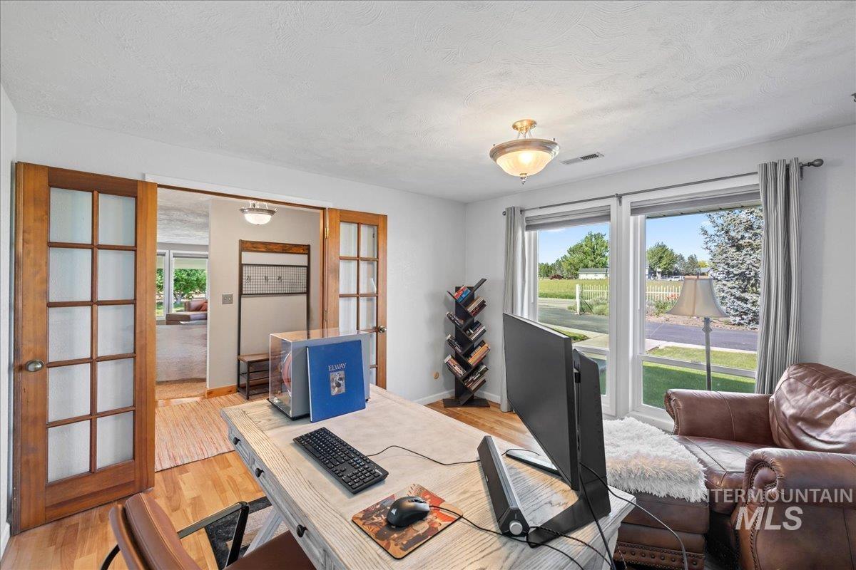 2303 N Locust Grove, Kuna, Idaho 83634, 5 Bedrooms, 3.5 Bathrooms, Residential For Sale, Price $2,500,000,MLS 98972806