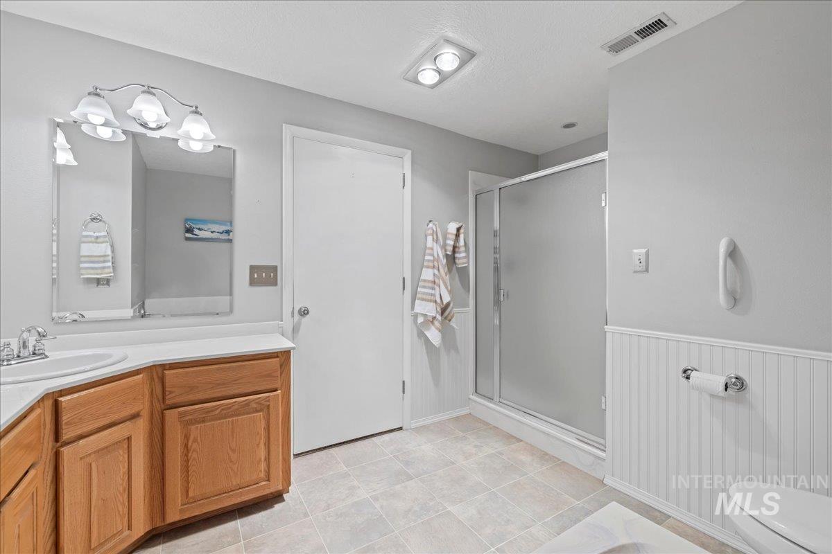 2303 N Locust Grove, Kuna, Idaho 83634, 5 Bedrooms, 3.5 Bathrooms, Residential For Sale, Price $2,500,000,MLS 98972806