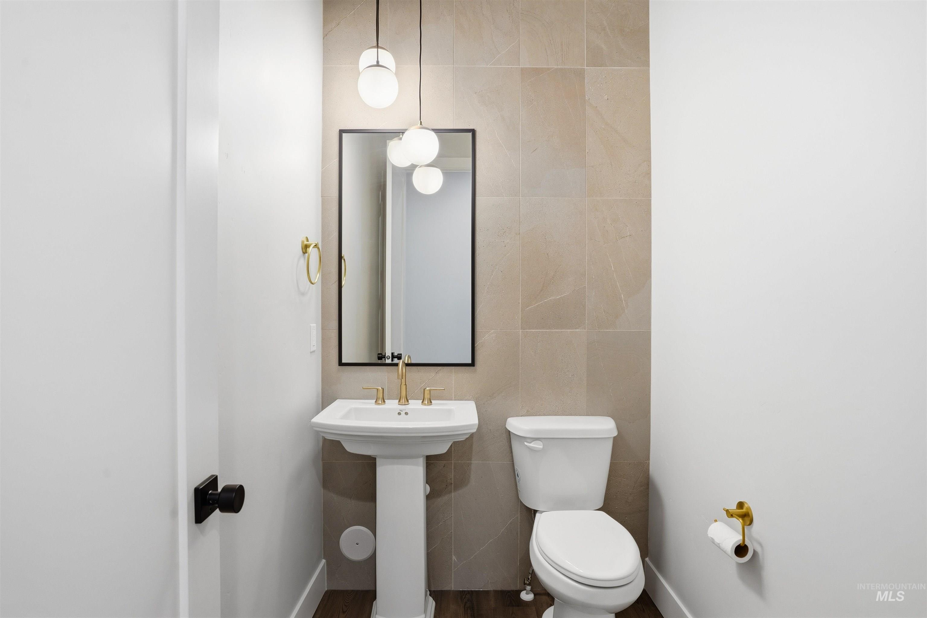 2976 E Parulo Dr., Meridian, Idaho 83642, 3 Bedrooms, 2.5 Bathrooms, Residential For Sale, Price $1,200,000,MLS 98972816