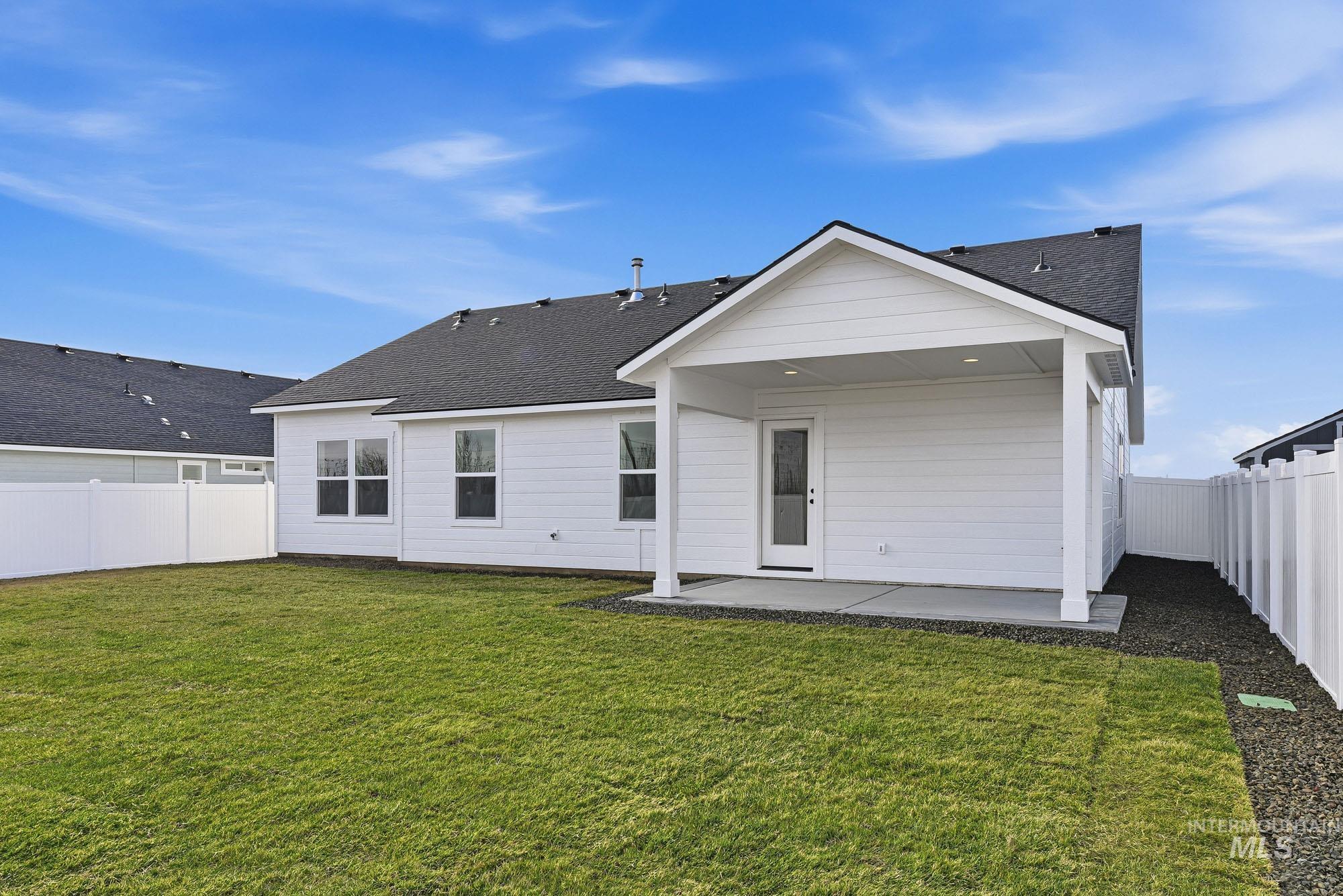 326 N 12th St, Parma, Idaho 83660, 3 Bedrooms, 2 Bathrooms, Residential For Sale, Price $375,000,MLS 98972817