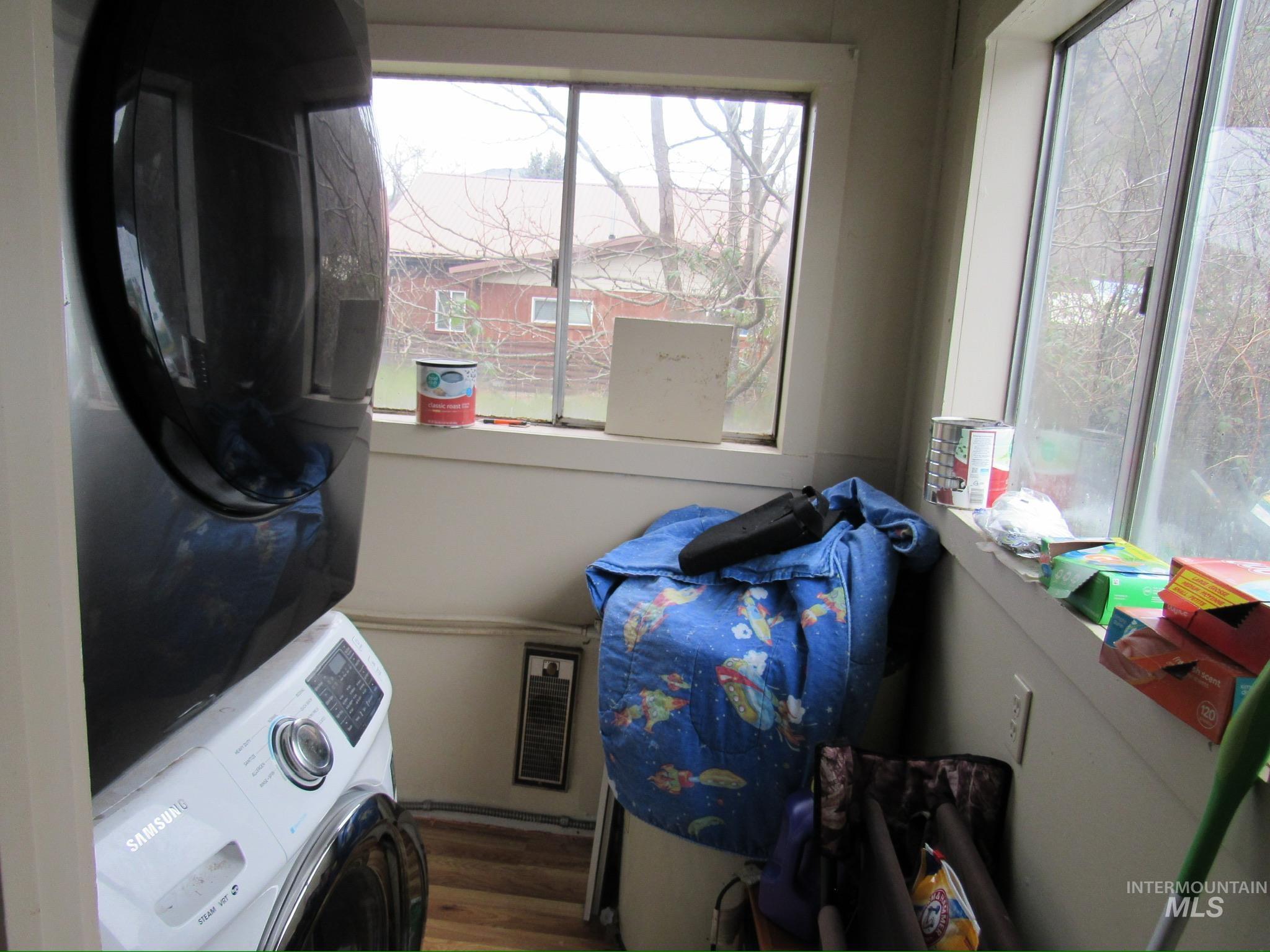 317 Esther Street, Kooskia, Idaho 83539, 2 Bedrooms, 1 Bathroom, Residential For Sale, Price $185,000,MLS 98972818