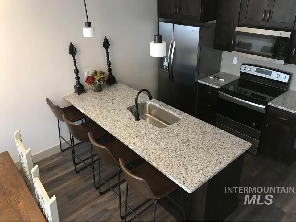 106 Broken Pine Ln, McCall, Idaho 83638, 3 Bedrooms, 3 Bathrooms, Rental For Rent, Price $2,400,MLS 98972821