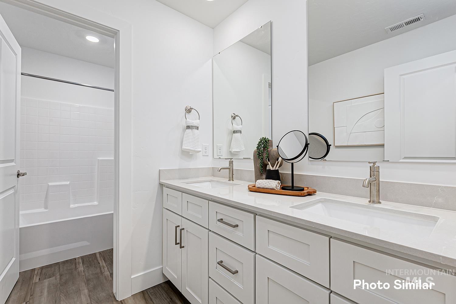 5119 N Corbell Ave, Meridian, Idaho 83646, 4 Bedrooms, 3 Bathrooms, Residential For Sale, Price $638,900,MLS 98972824