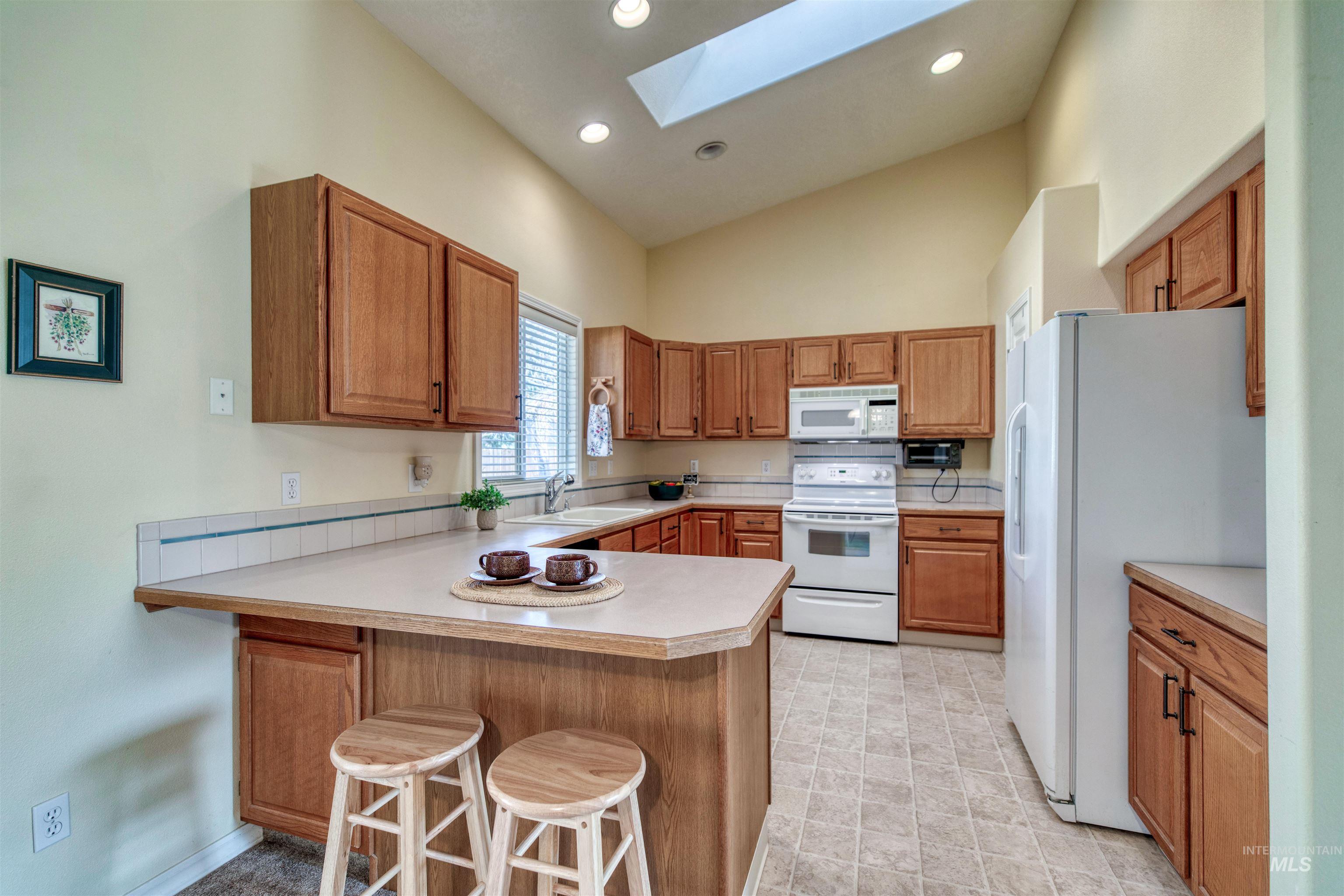 2768 W Willard Street, Meridian, Idaho 83642, 3 Bedrooms, 2 Bathrooms, Residential For Sale, Price $415,000,MLS 98972838