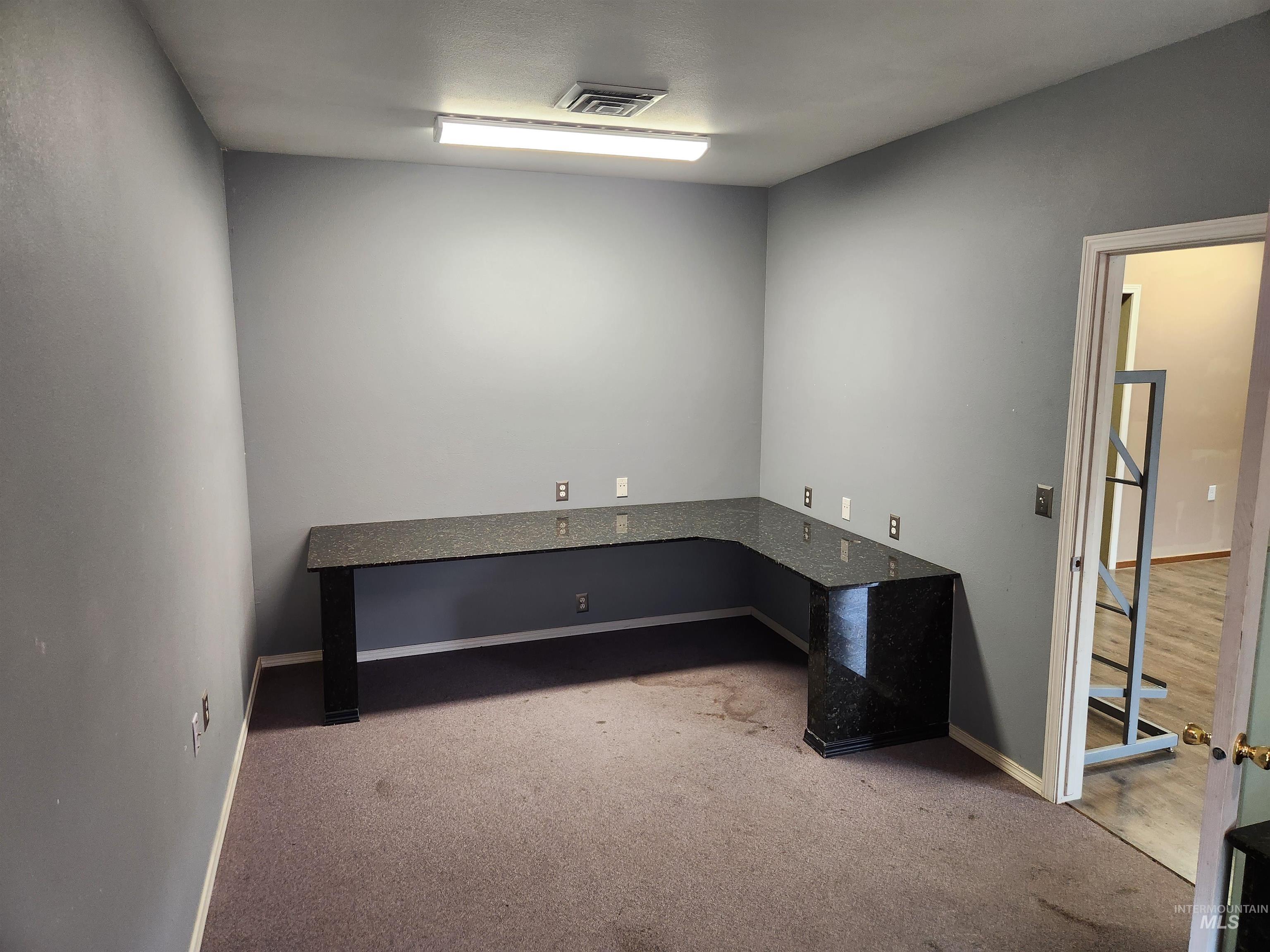 1337 Bridge St., Clarkston, Washington 99403, Business/Commercial For Sale, Price $700,000,MLS 98972841