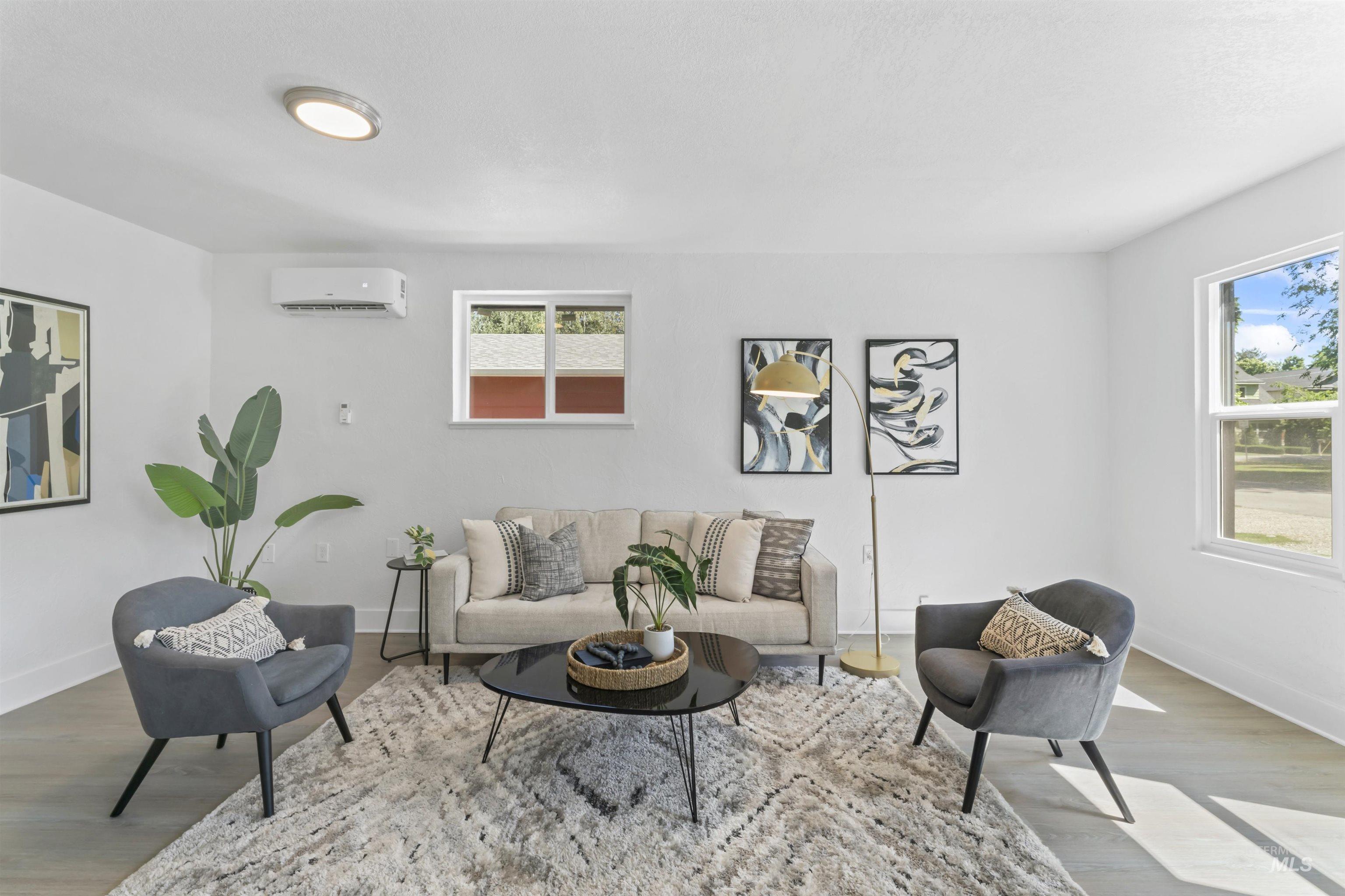 2211 N 34th, Boise, Idaho 83703, 4 Bedrooms, 2 Bathrooms, Residential For Sale, Price $545,000,MLS 98972842