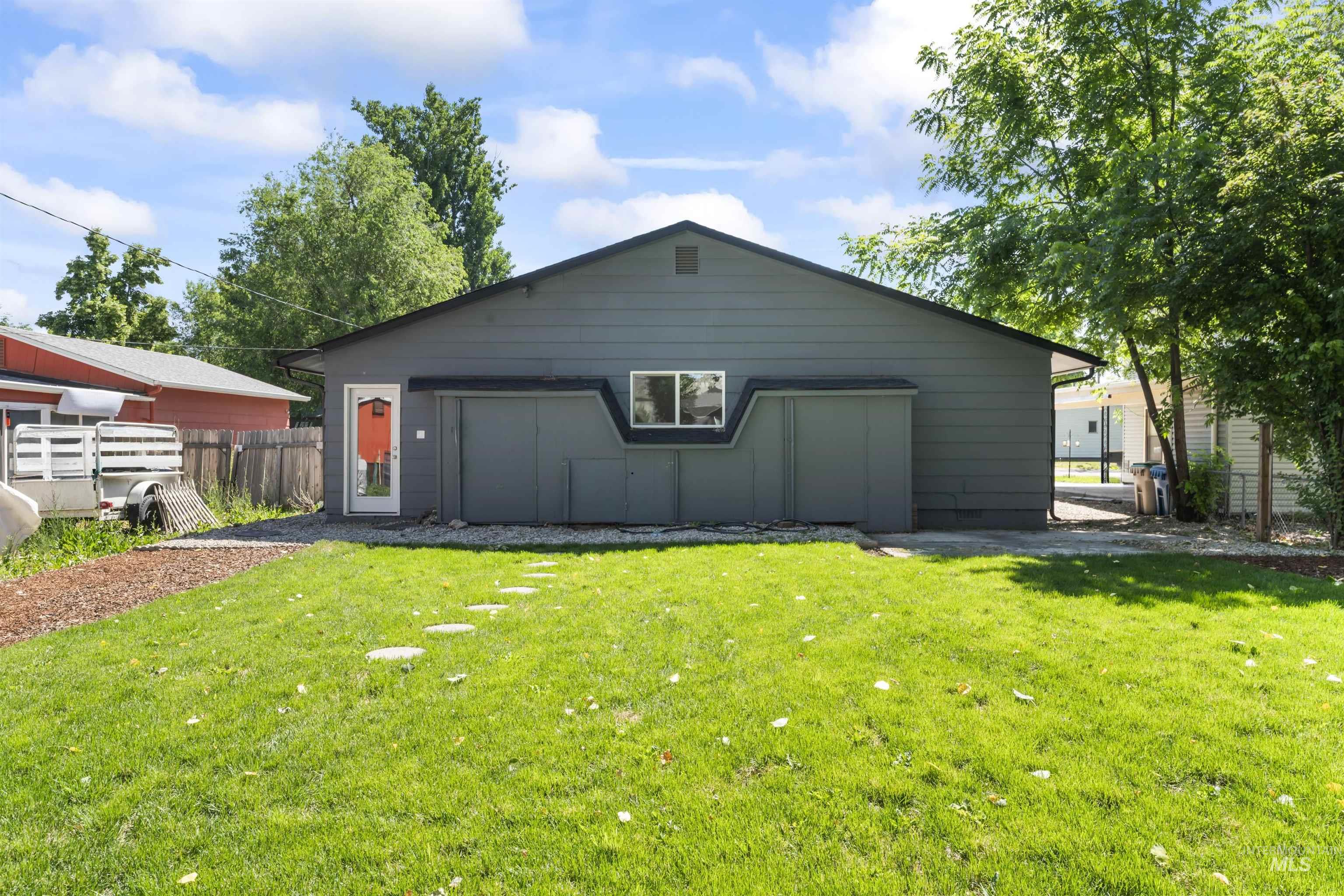 2211 N 34th, Boise, Idaho 83703, 4 Bedrooms, 2 Bathrooms, Residential For Sale, Price $545,000,MLS 98972842