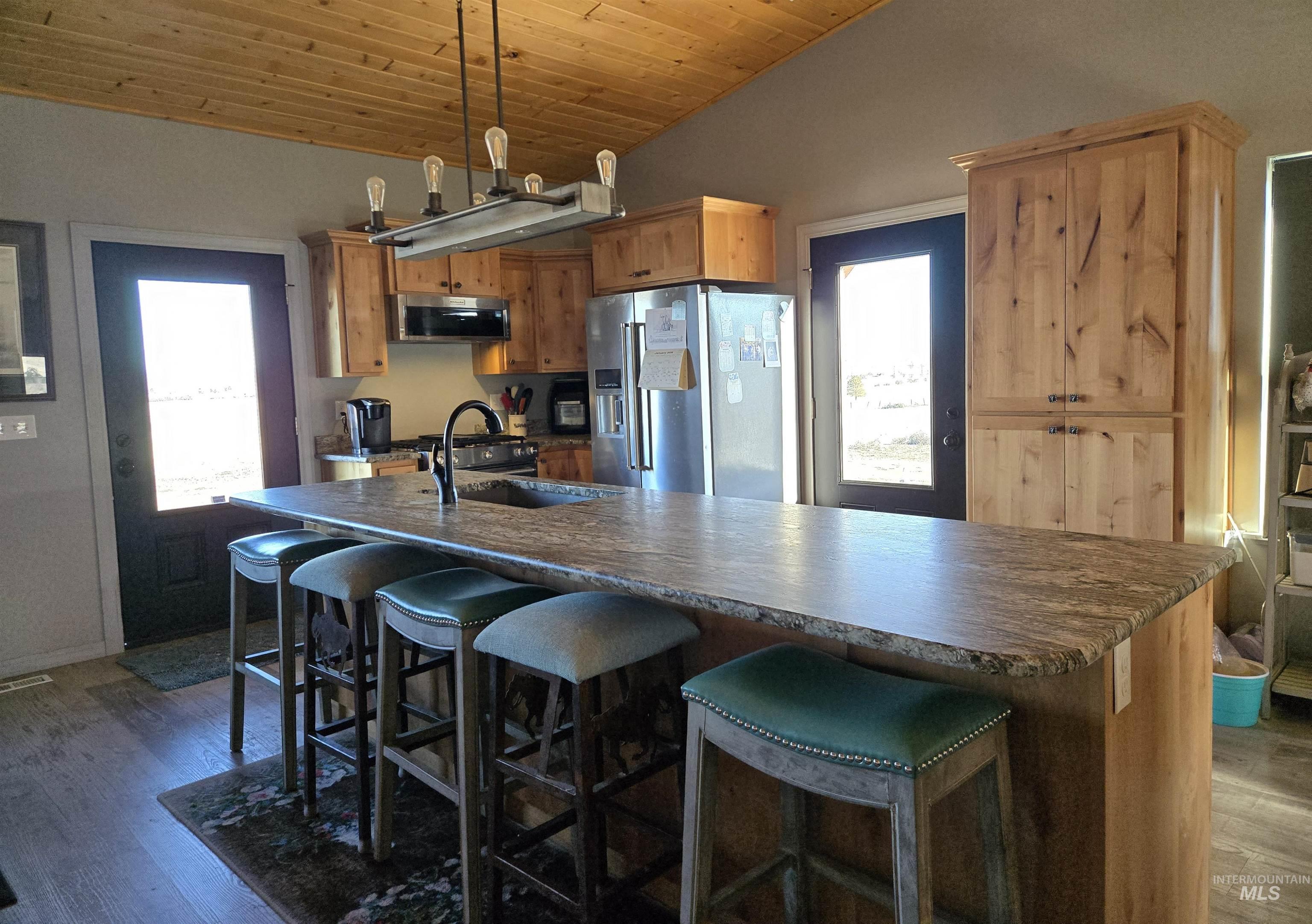 3209 Schwenkfelder Rd, Cambridge, Idaho 83610, 2 Bedrooms, 2 Bathrooms, Residential For Sale, Price $795,000,MLS 98972845