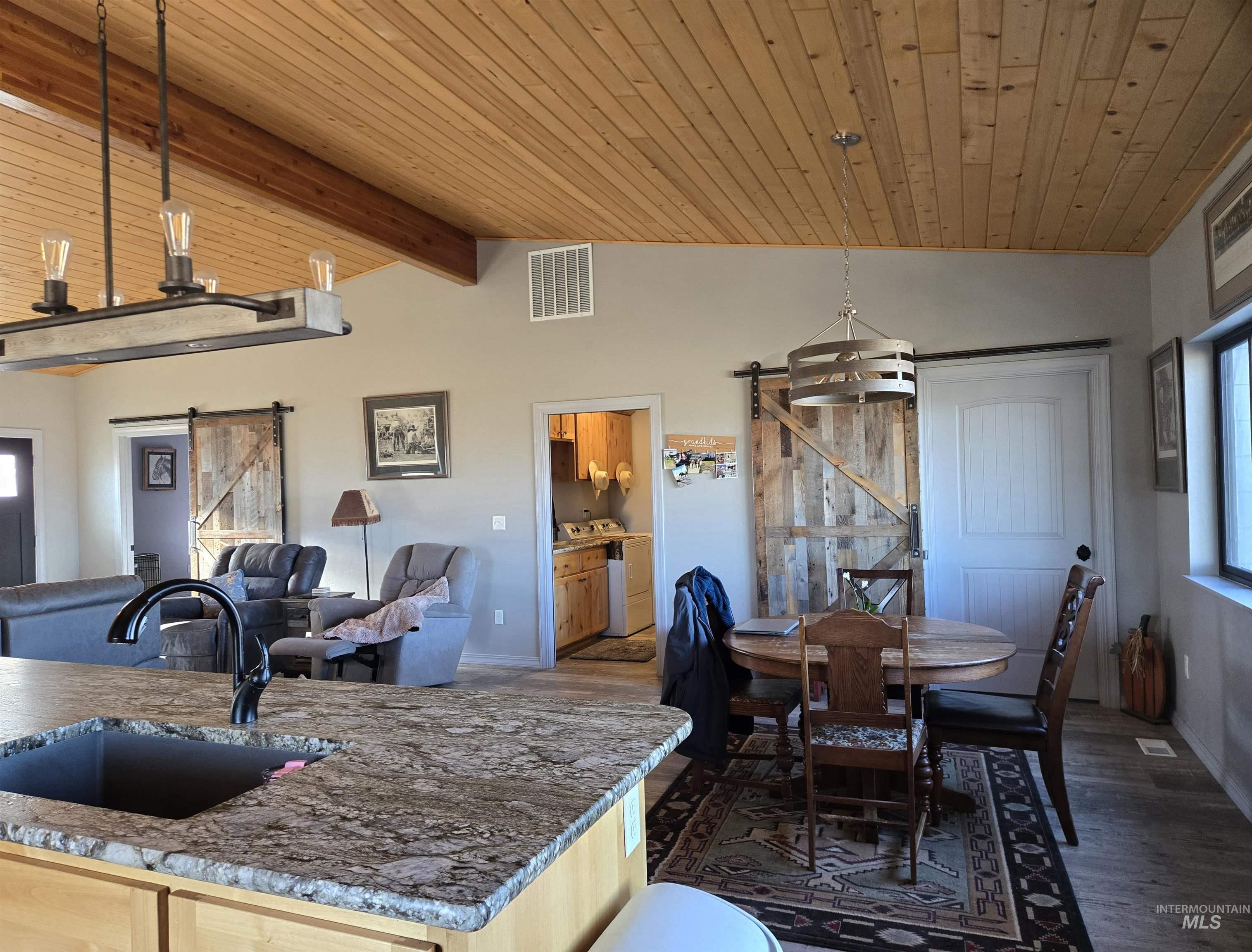 3209 Schwenkfelder Rd, Cambridge, Idaho 83610, 2 Bedrooms, 2 Bathrooms, Residential For Sale, Price $795,000,MLS 98972845