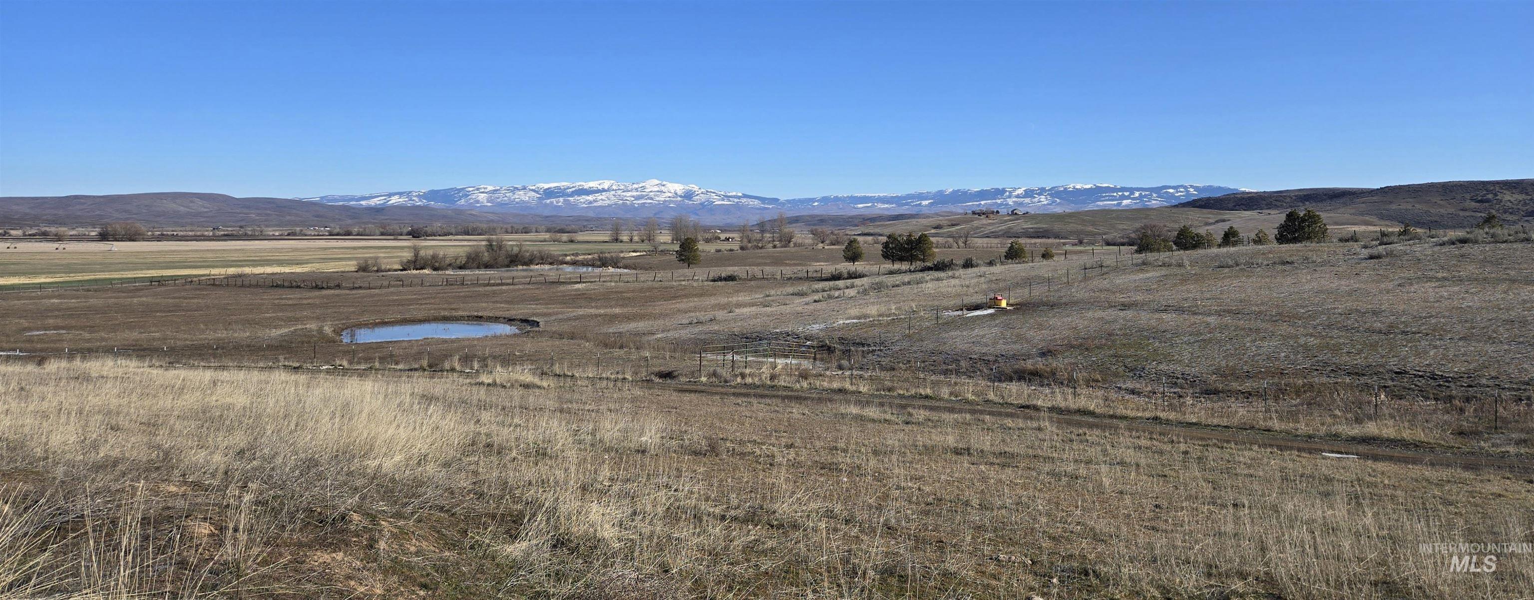 3209 Schwenkfelder Rd, Cambridge, Idaho 83610, 2 Bedrooms, 2 Bathrooms, Residential For Sale, Price $795,000,MLS 98972845