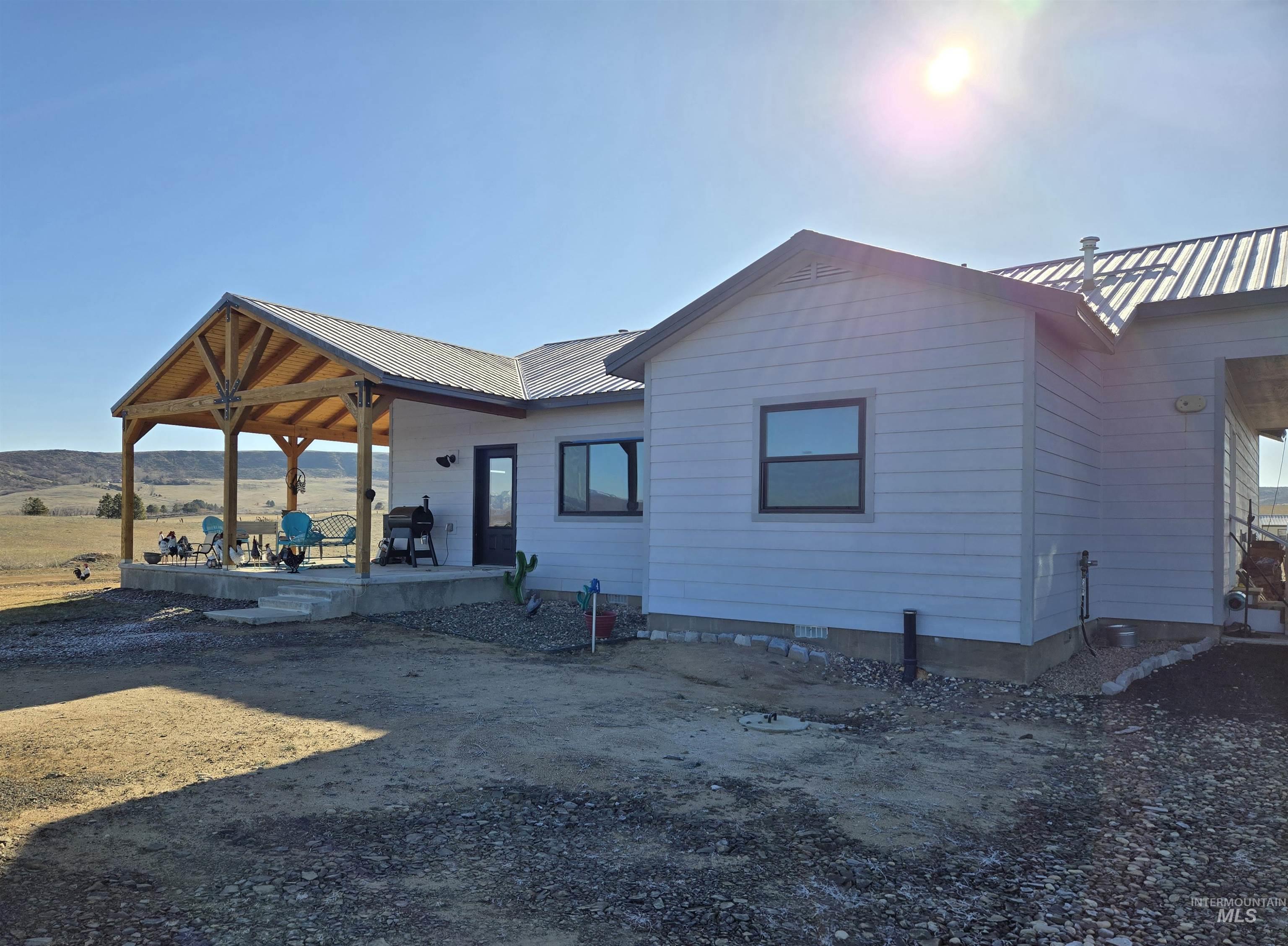 3209 Schwenkfelder Rd, Cambridge, Idaho 83610, 2 Bedrooms, 2 Bathrooms, Residential For Sale, Price $795,000, 98972845