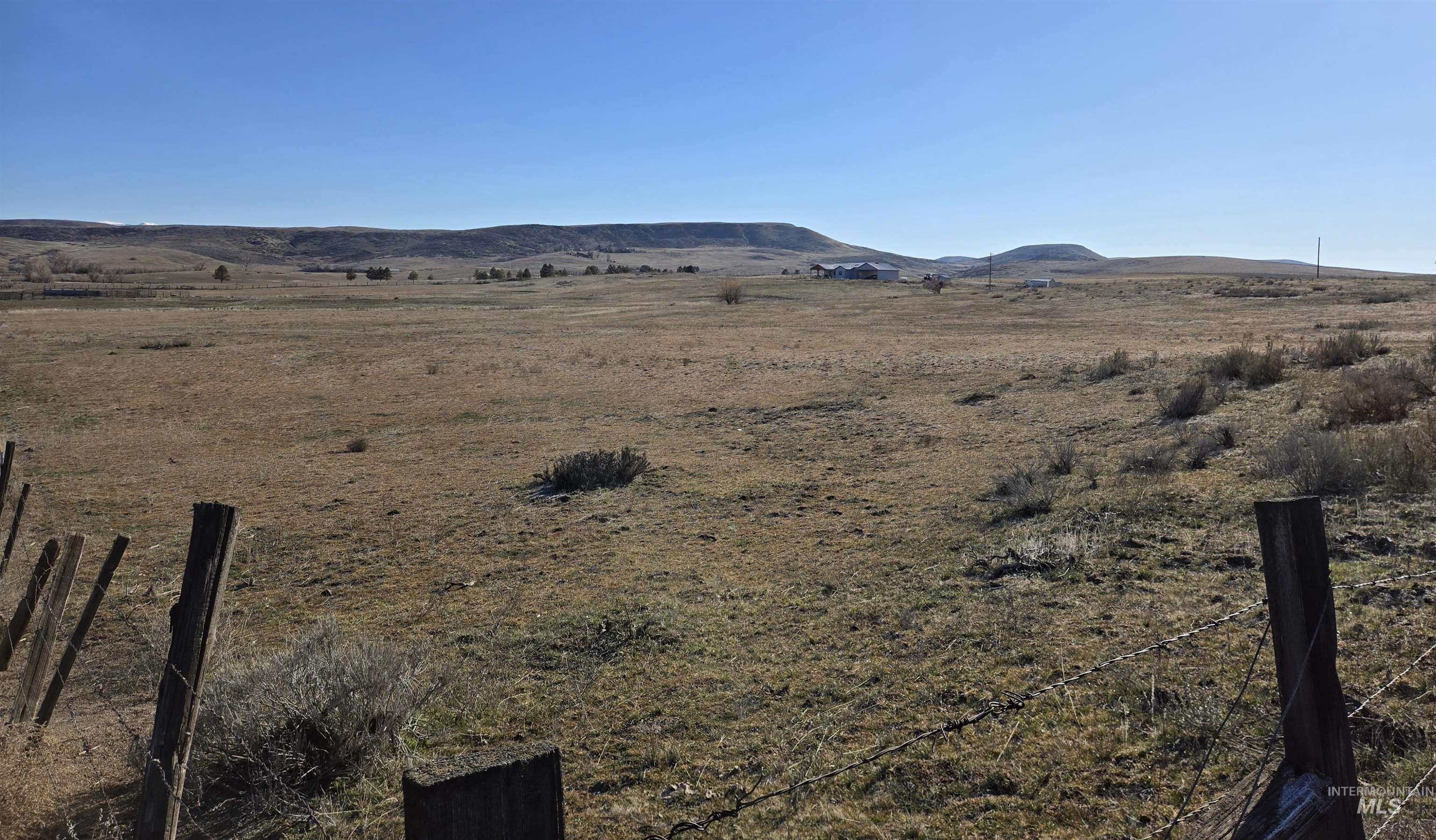 3209 Schwenkfelder Rd, Cambridge, Idaho 83610, 2 Bedrooms, 2 Bathrooms, Residential For Sale, Price $795,000,MLS 98972845