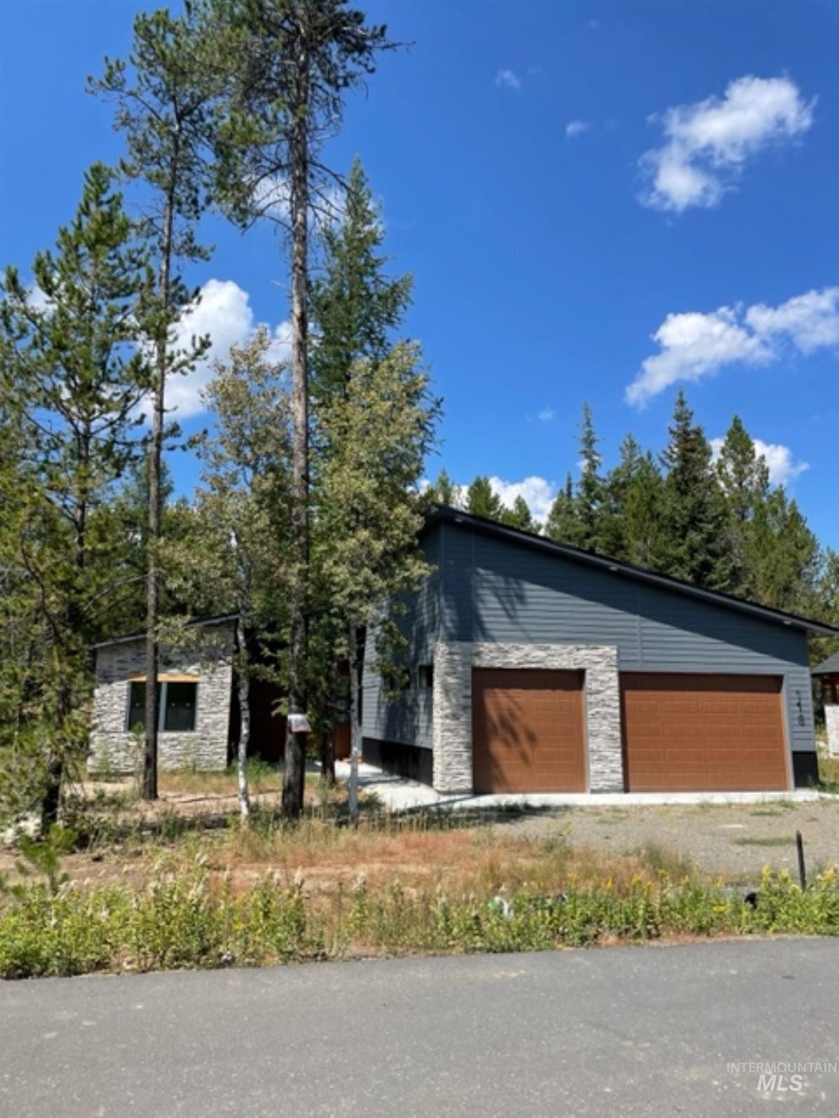13 Bay View Dr, Donnelly, Idaho 83615, 4 Bedrooms, 3 Bathrooms, Residential For Sale, Price $1,599,999,MLS 98972847