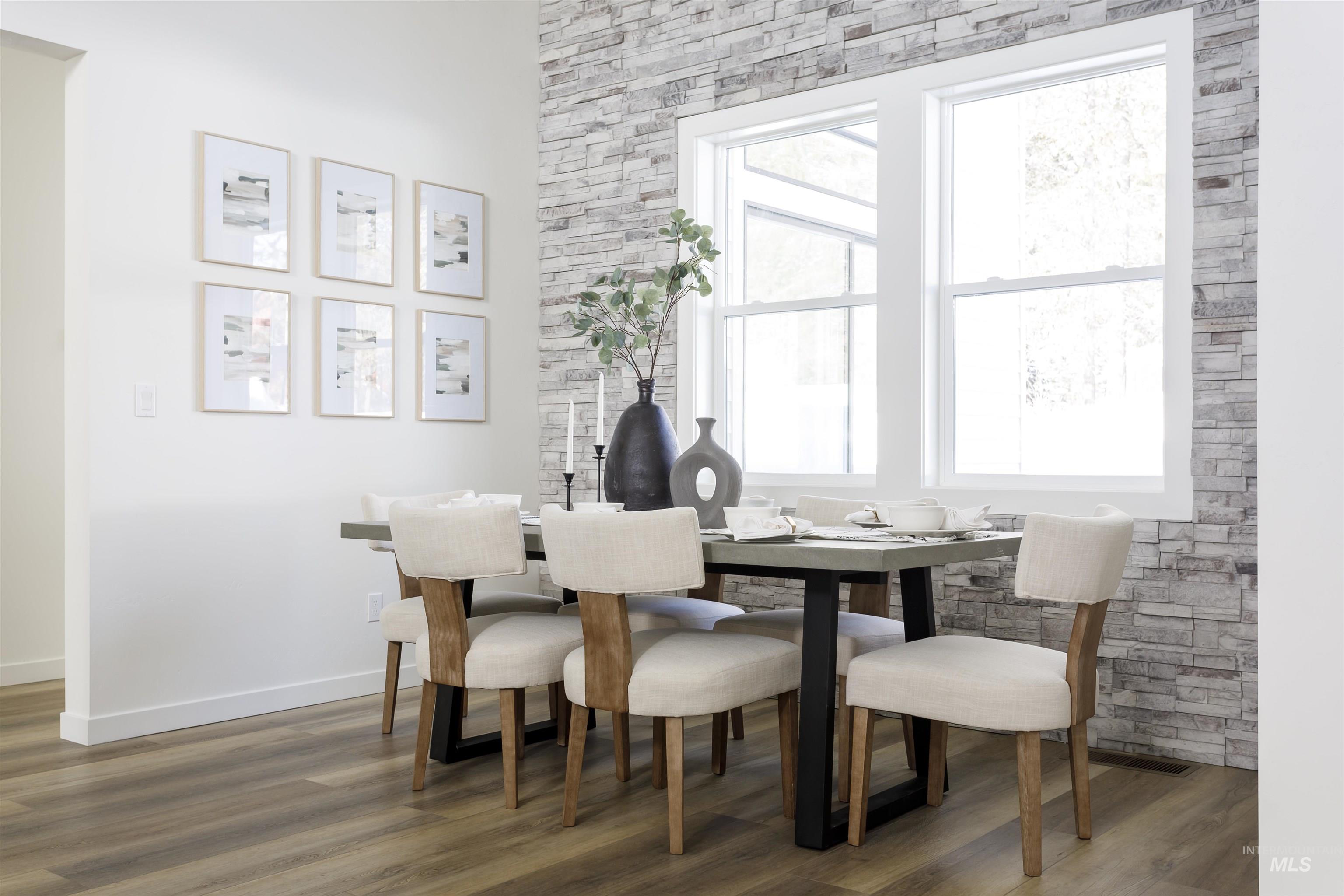 13 Bay View Dr, Donnelly, Idaho 83615, 4 Bedrooms, 3 Bathrooms, Residential For Sale, Price $1,599,999,MLS 98972847