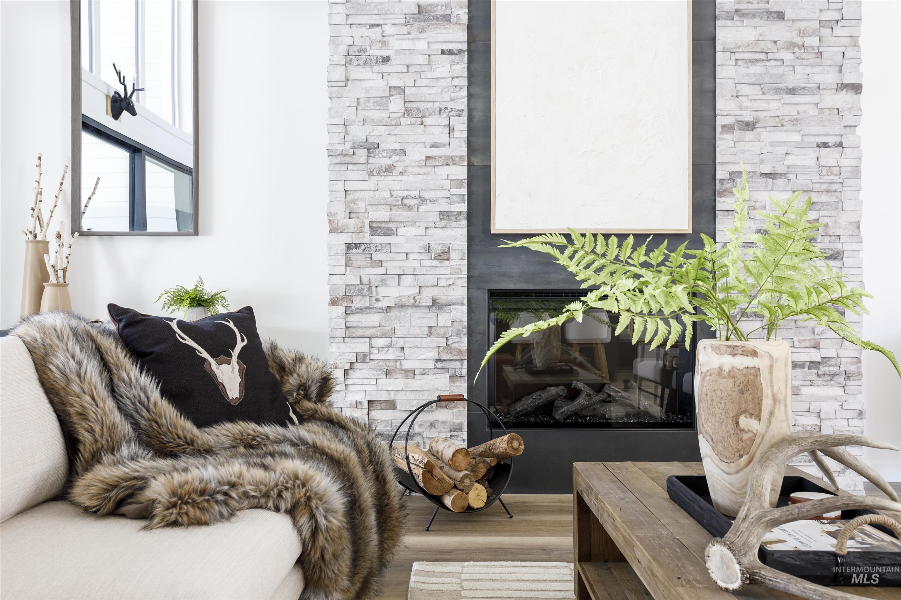 13 Bay View Dr, Donnelly, Idaho 83615, 4 Bedrooms, 3 Bathrooms, Residential For Sale, Price $1,599,999,MLS 98972847